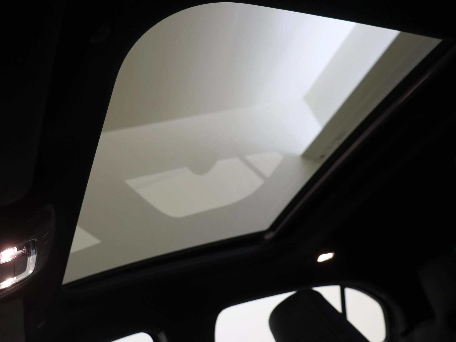 Mercedes-Benz-A-Klasse-image-27