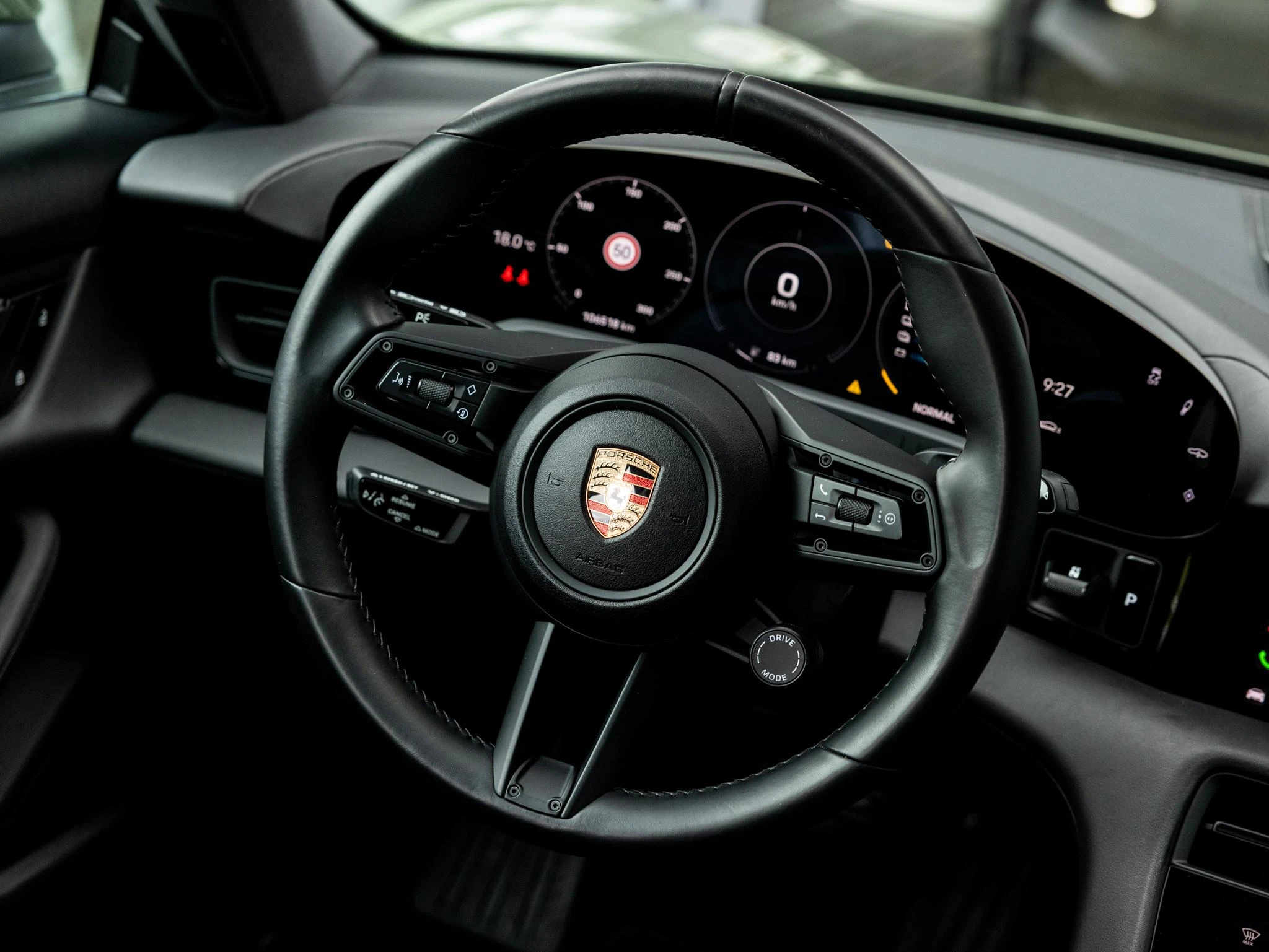 Porsche-Taycan-image-39