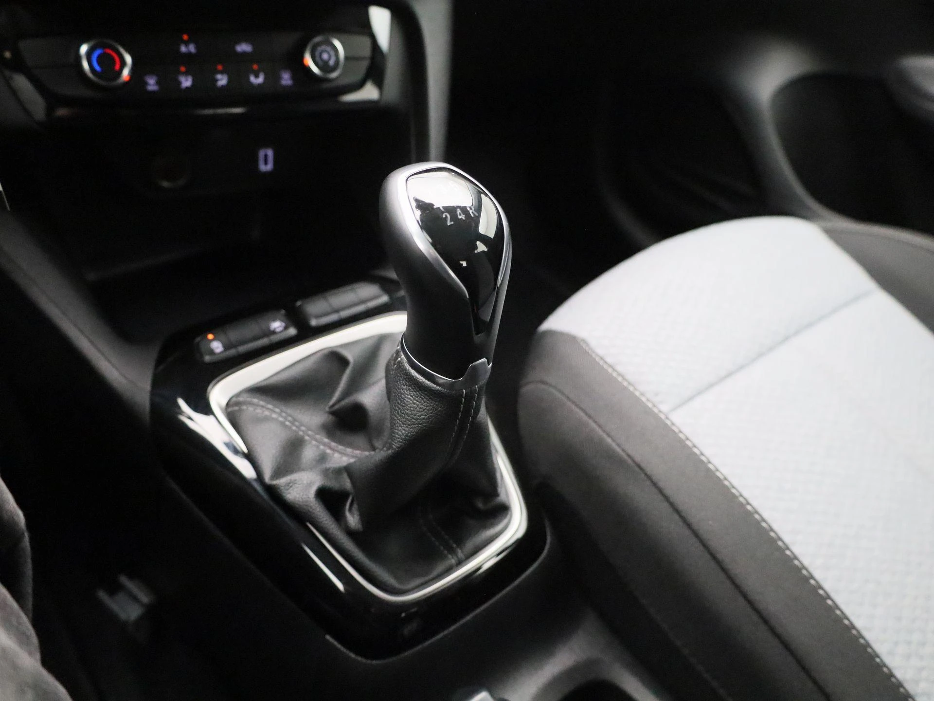 Opel-Corsa-image-15