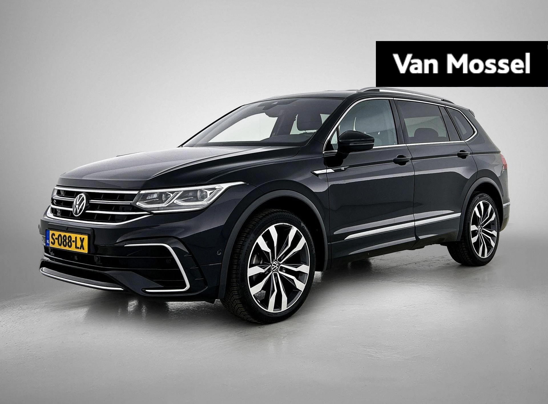 Volkswagen-Tiguan Allspace-image-0