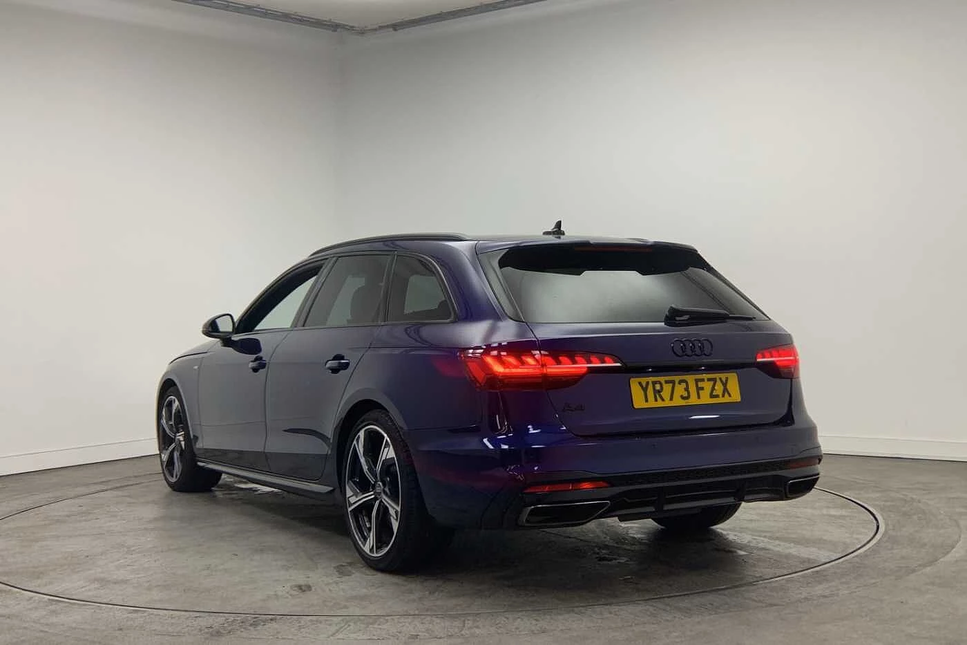 Audi-A4-image-2