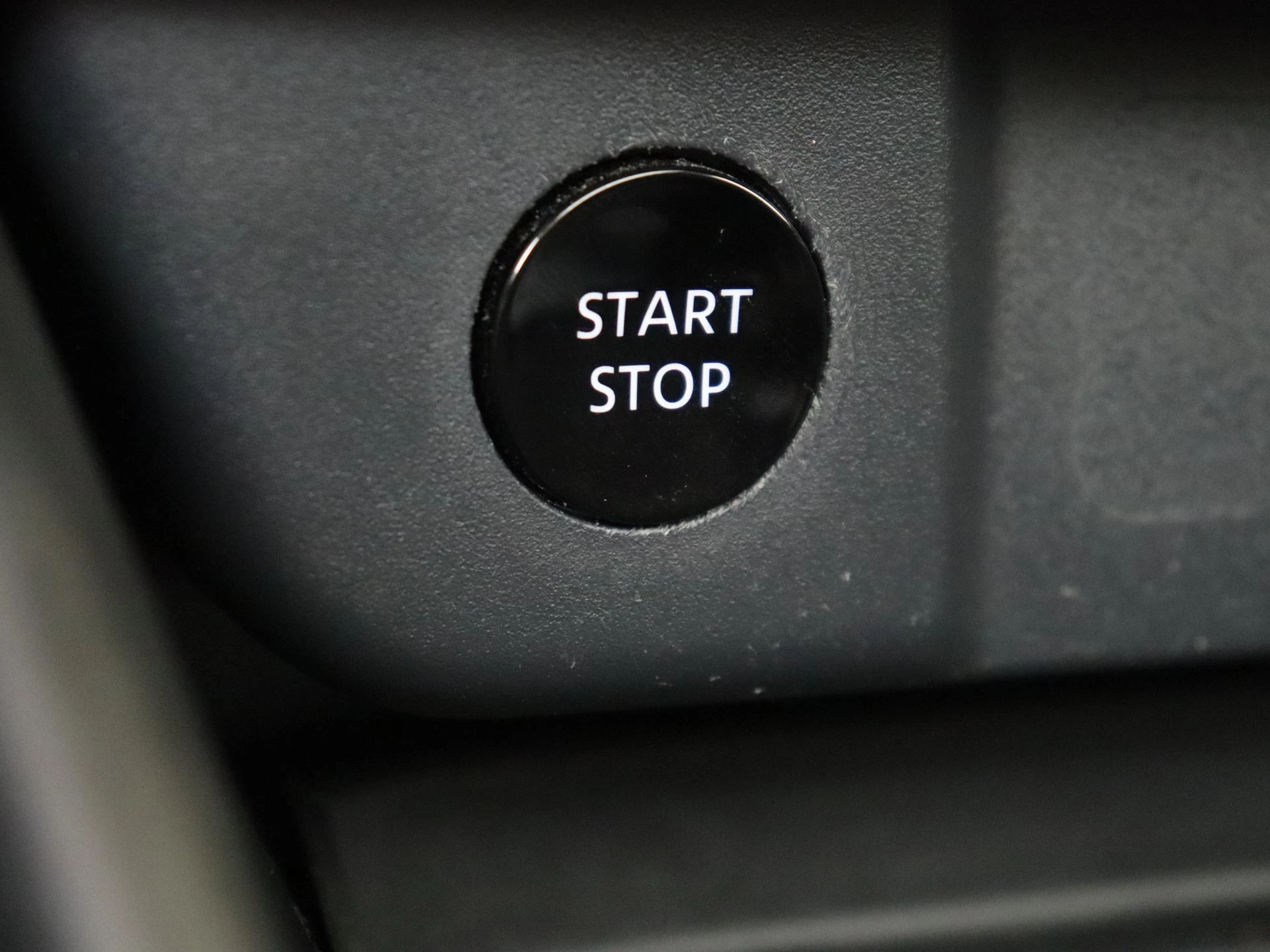 Nissan-QASHQAI-image-19