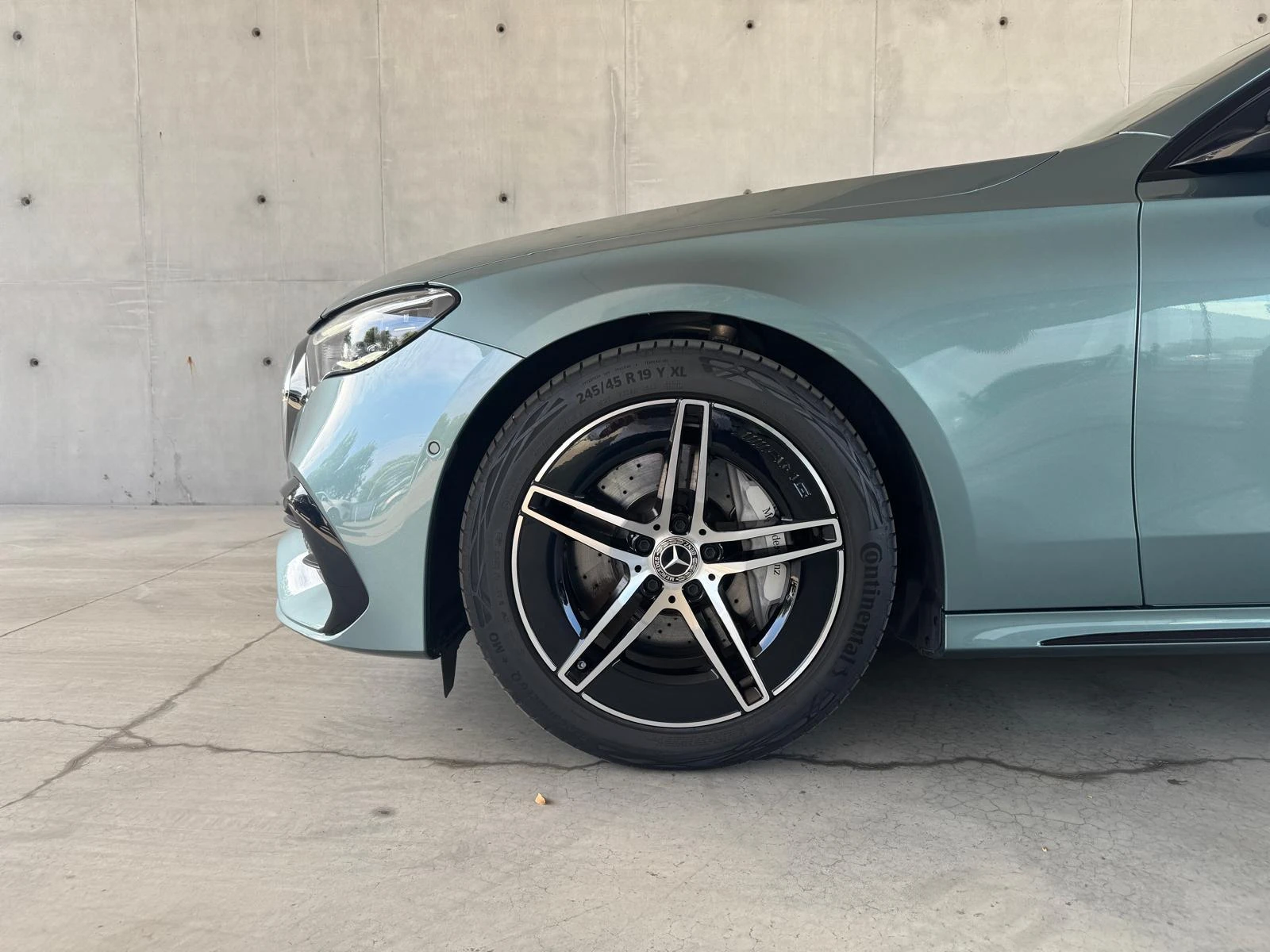 Mercedes-Benz-E-Klasse-image-24