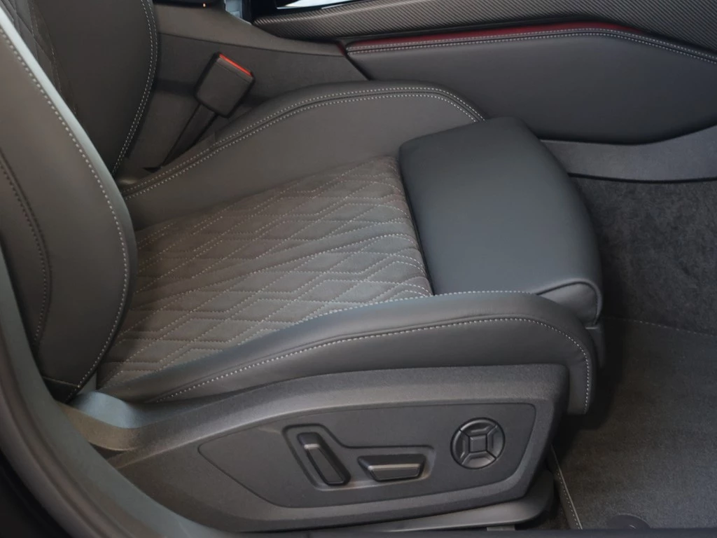 Audi A5 Avant e-hybrid quattro edition one S line