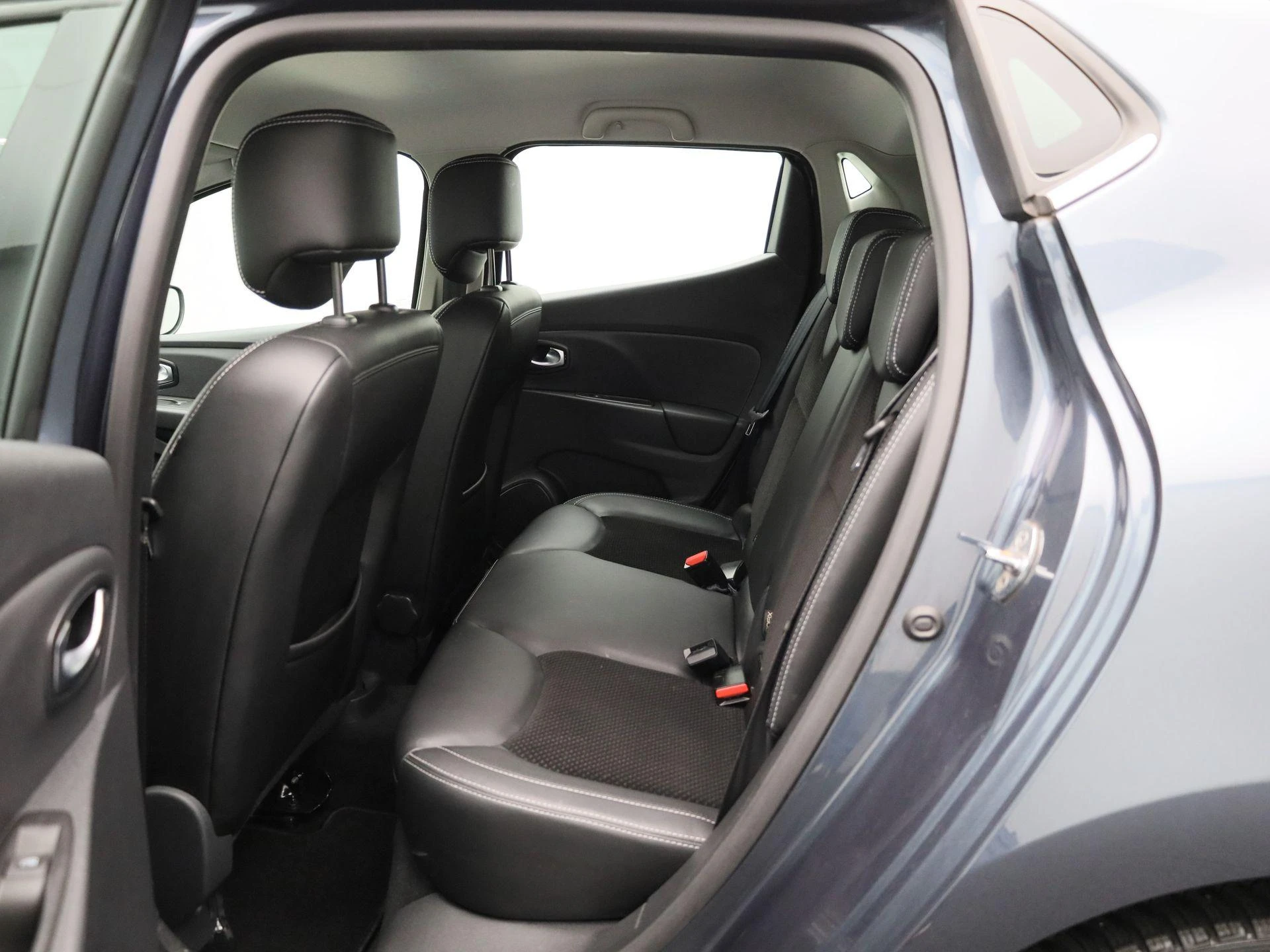 Renault-Clio-image-10