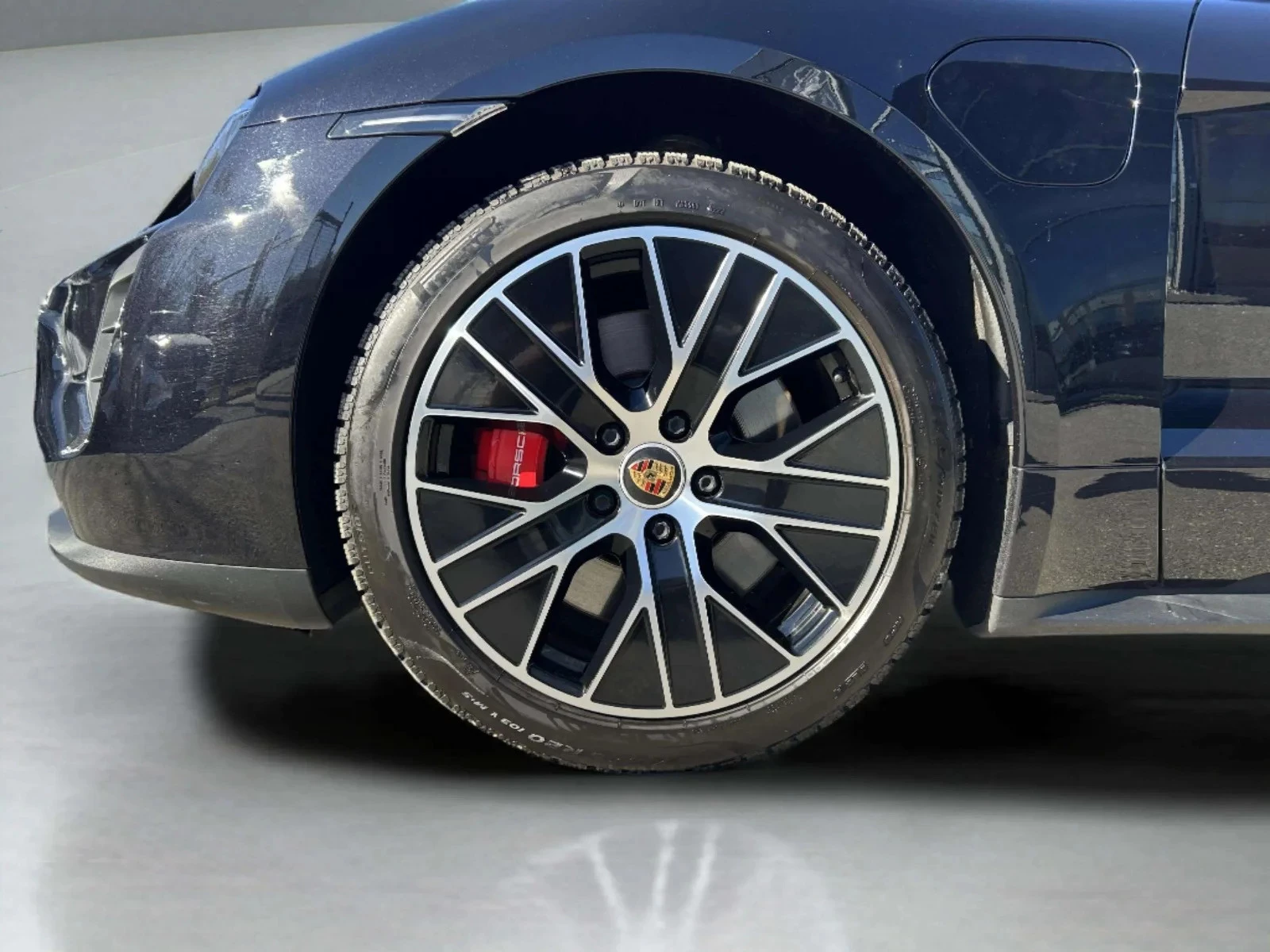 Porsche-Taycan-image-8