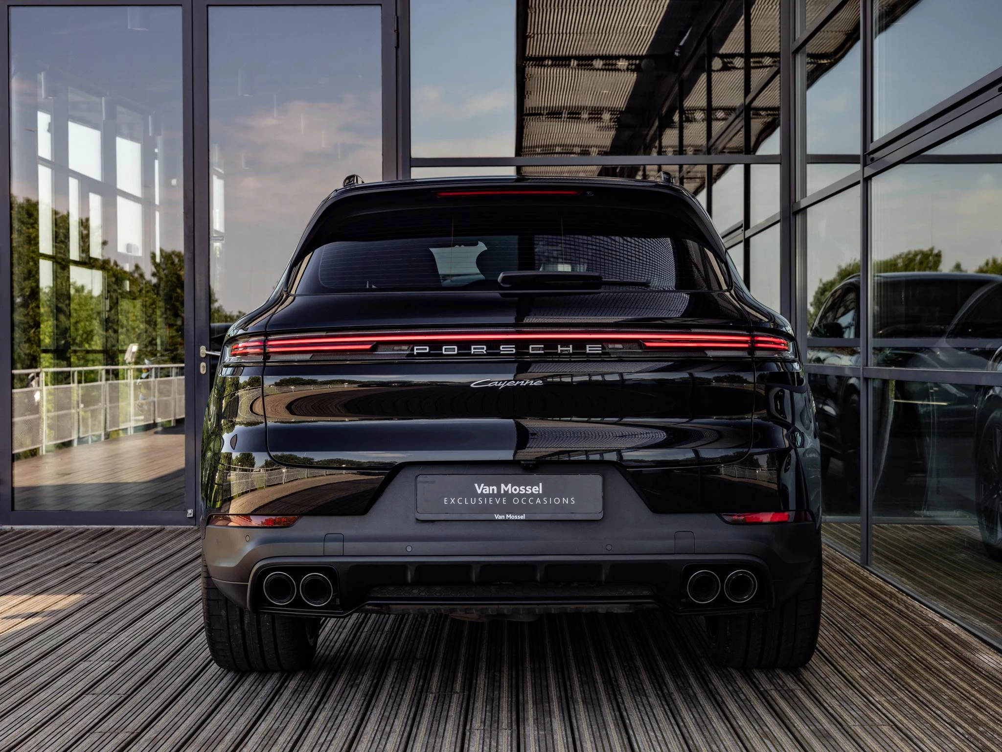 Porsche-Cayenne-image-6