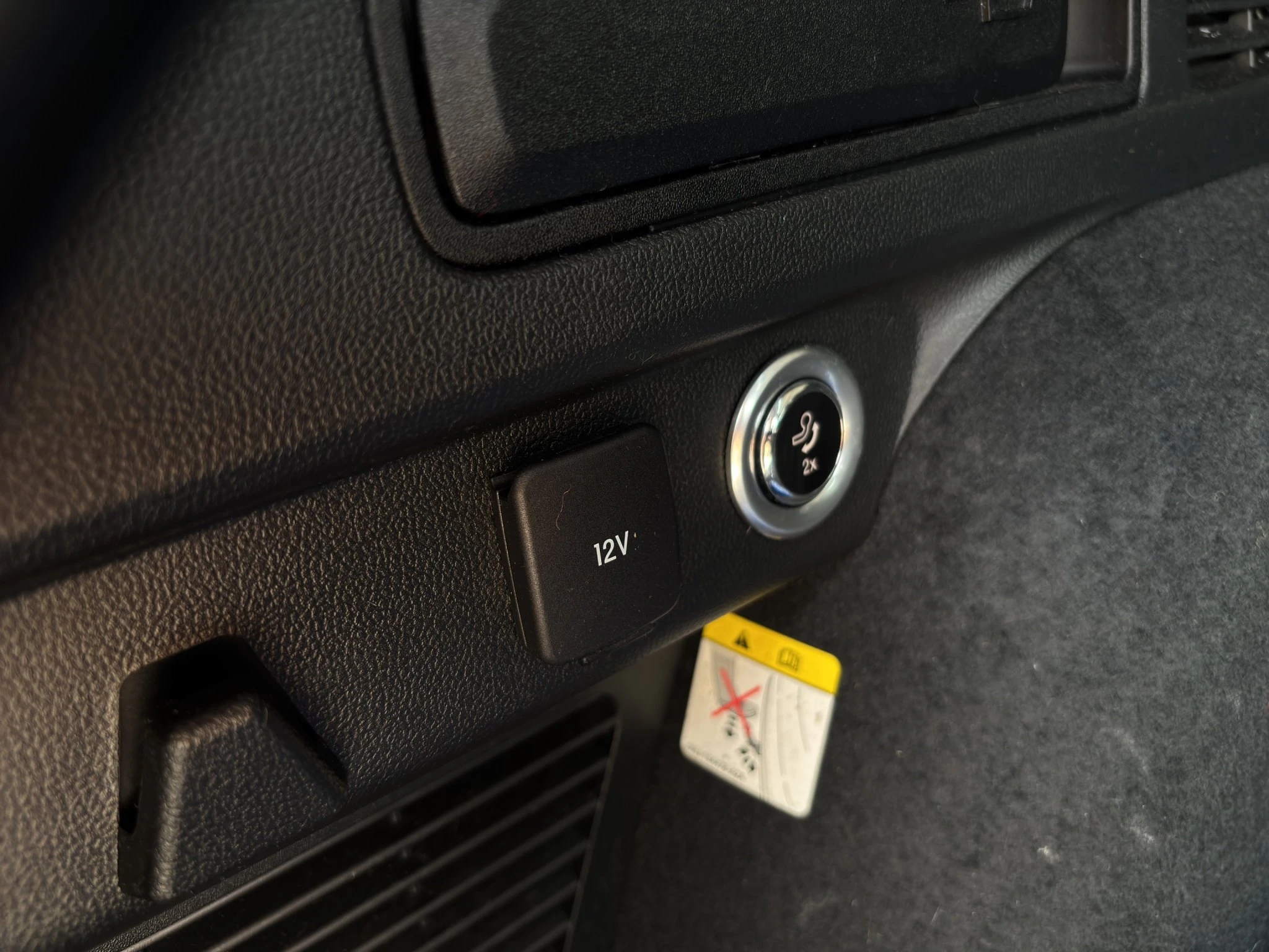 Ford-Kuga-image-19