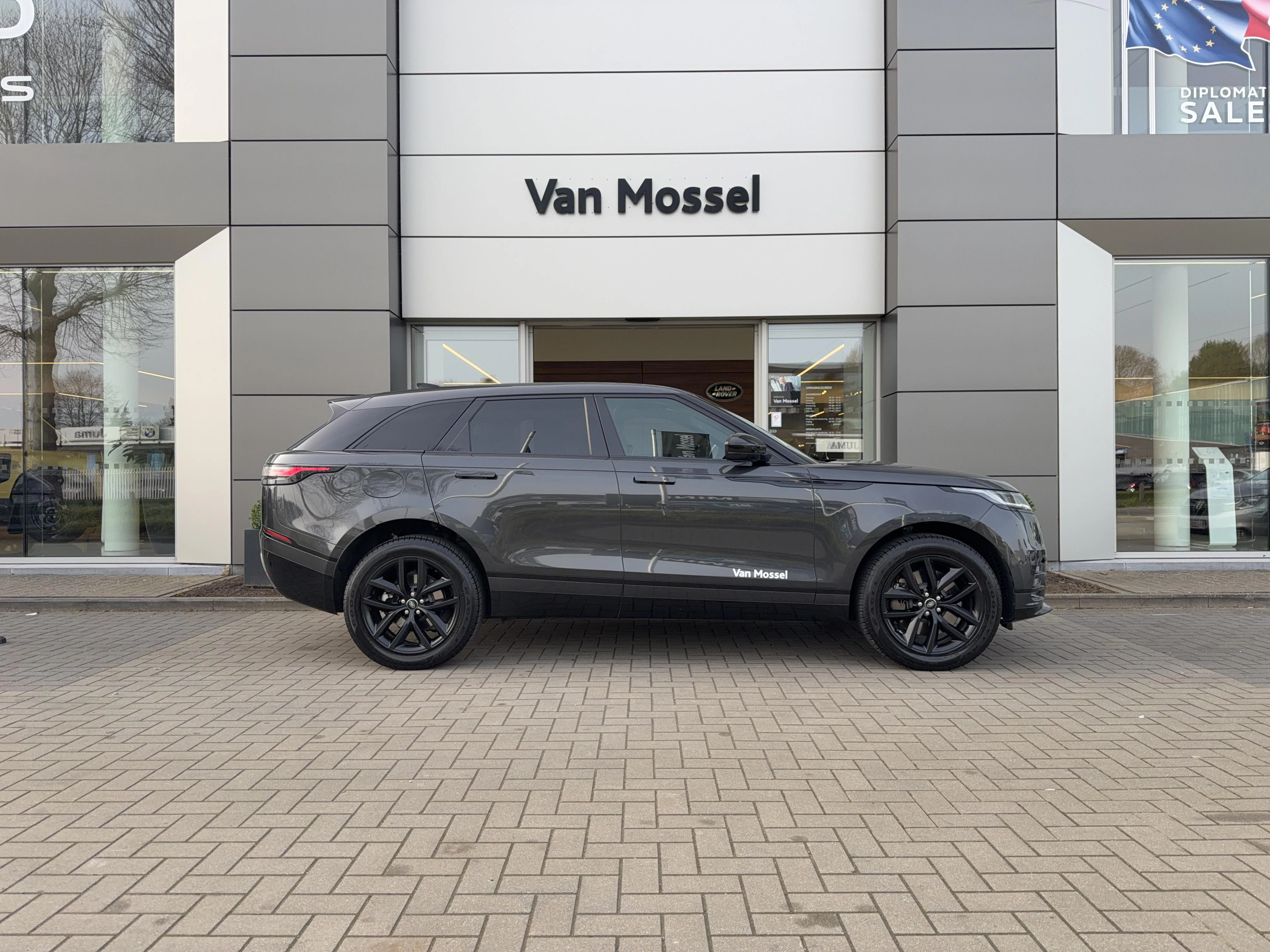 Land Rover Range Rover Velar P400e Dynamic SE AWD