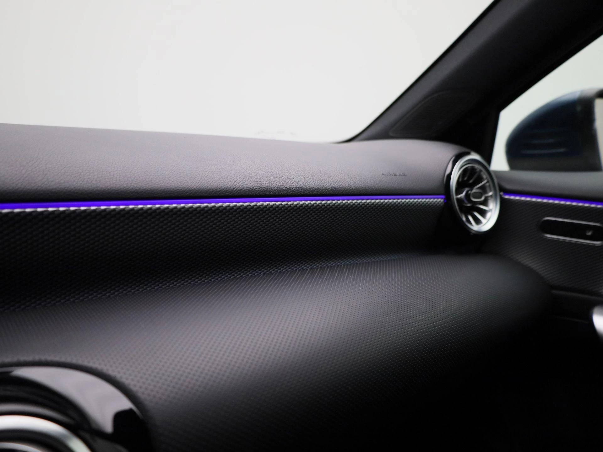 Mercedes-Benz-A-Klasse-image-27