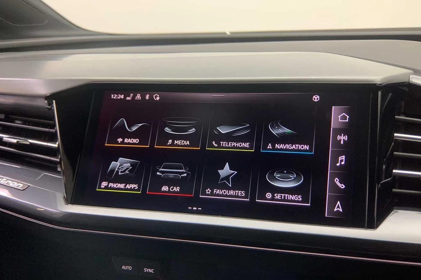 Audi-Q4 Sportback e-tron-image-16