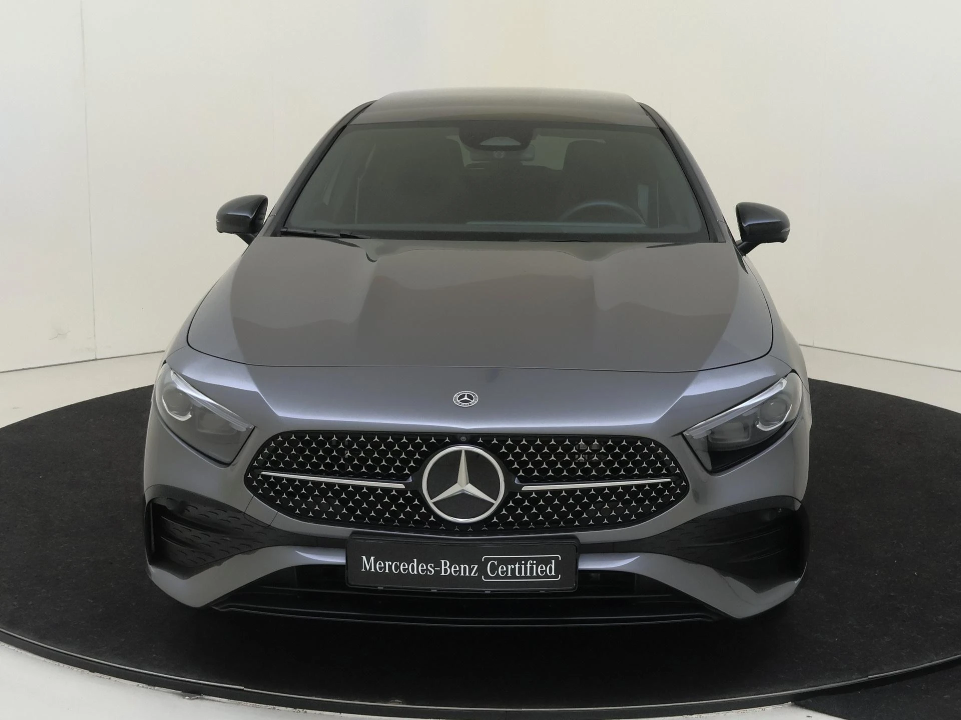 Mercedes-Benz-A-Klasse-image-5