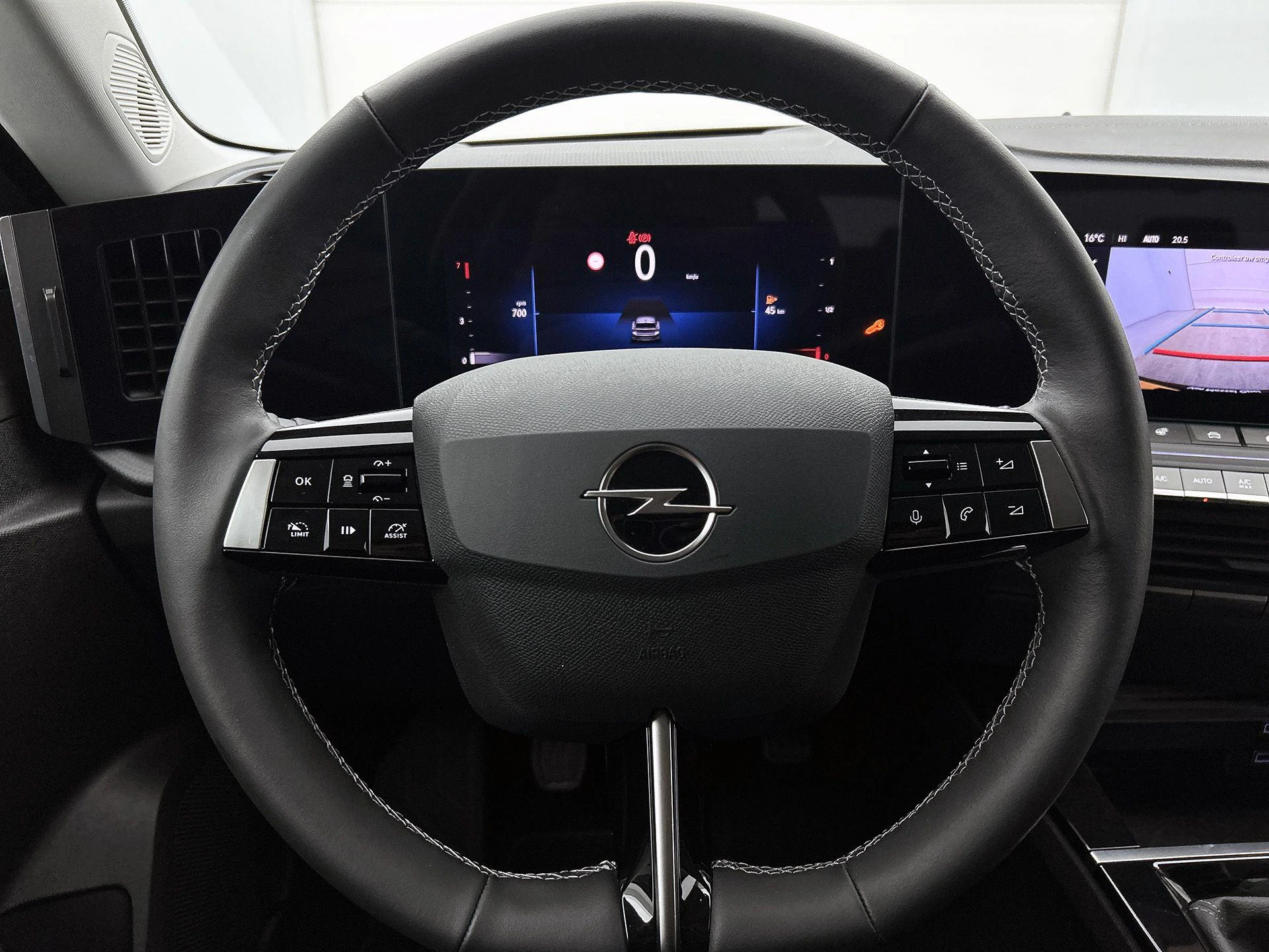 Opel-Astra-image-28