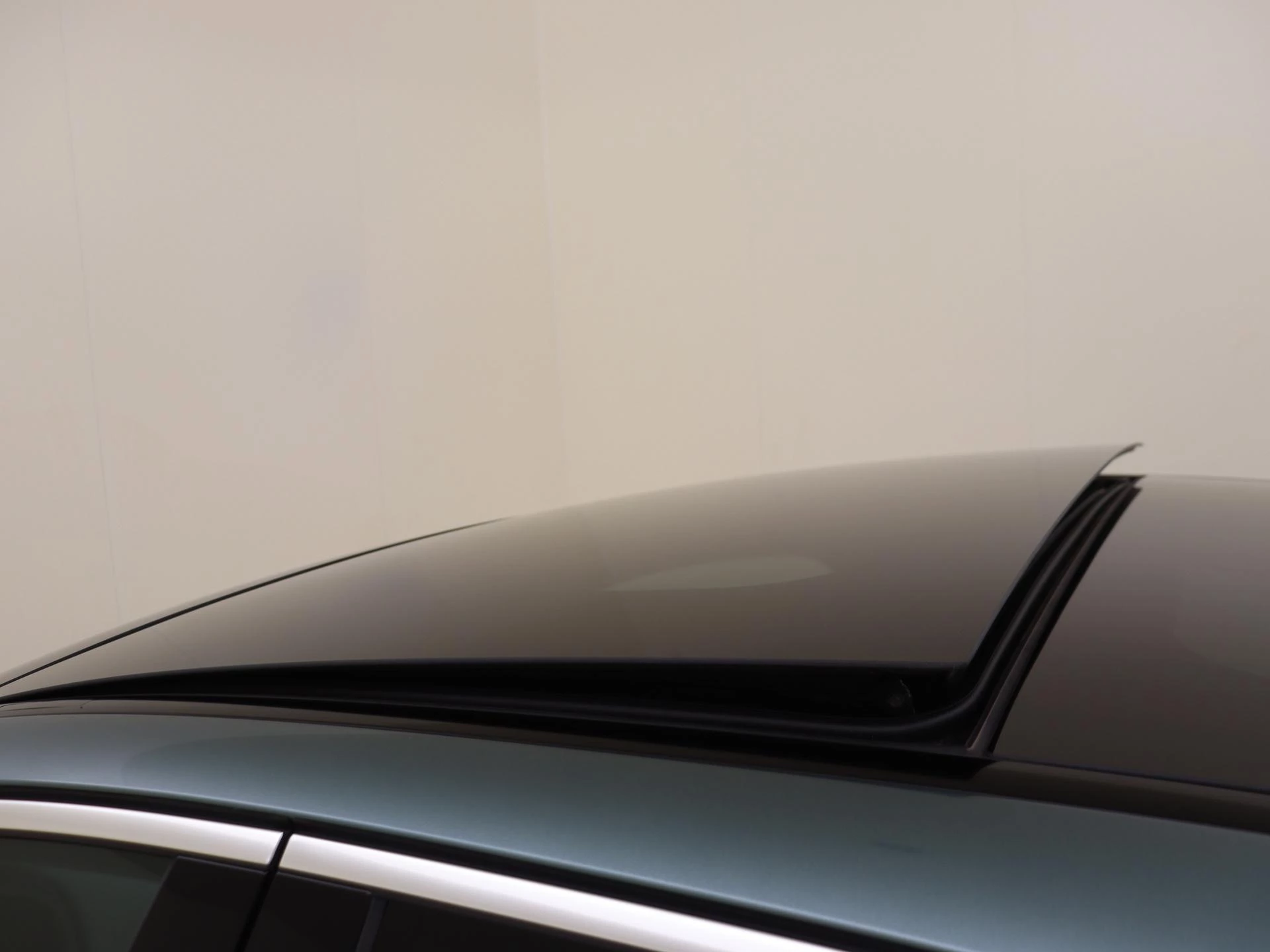 Mercedes-Benz-E-Klasse-image-31