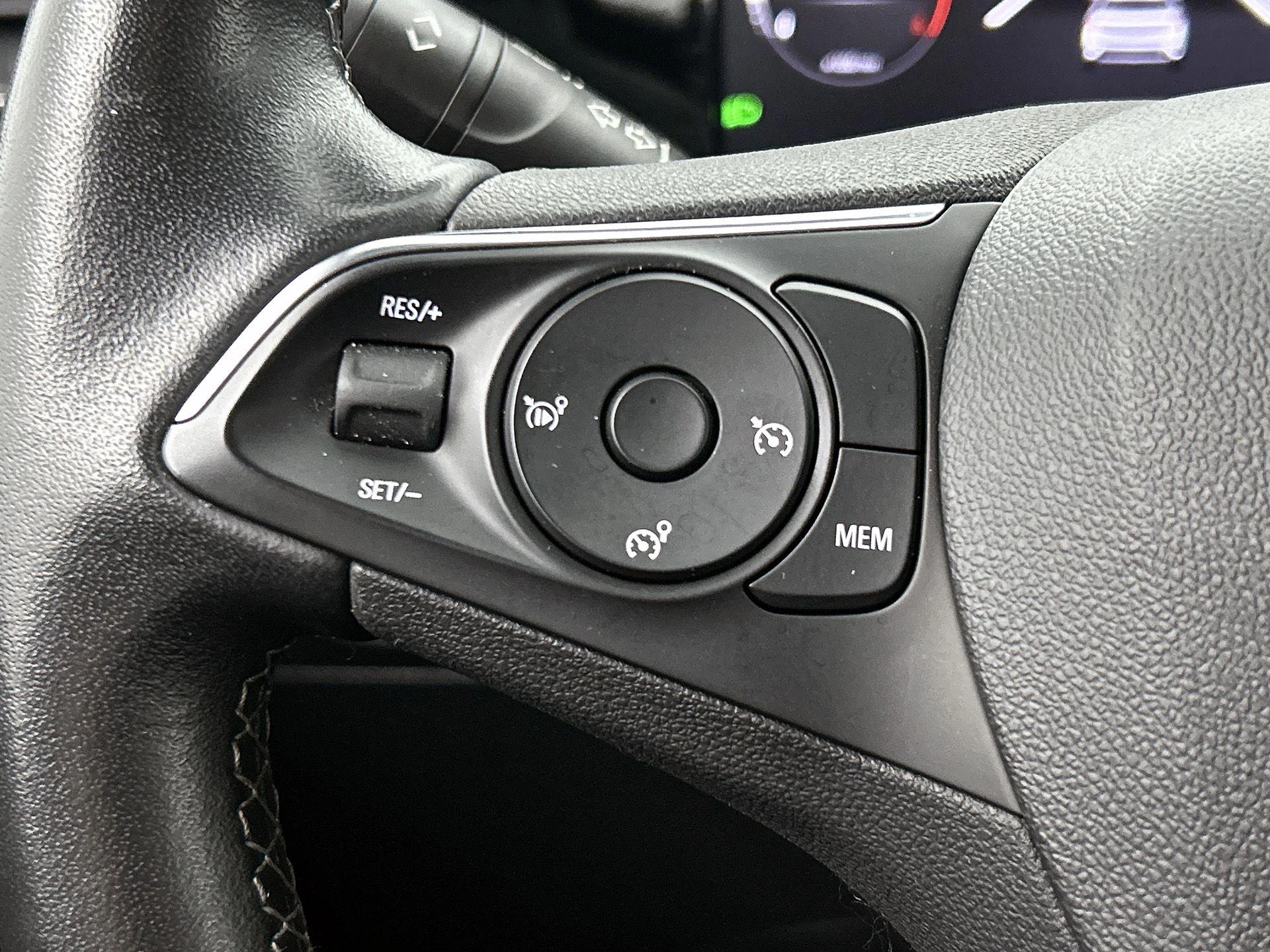 Opel-Mokka-image-5