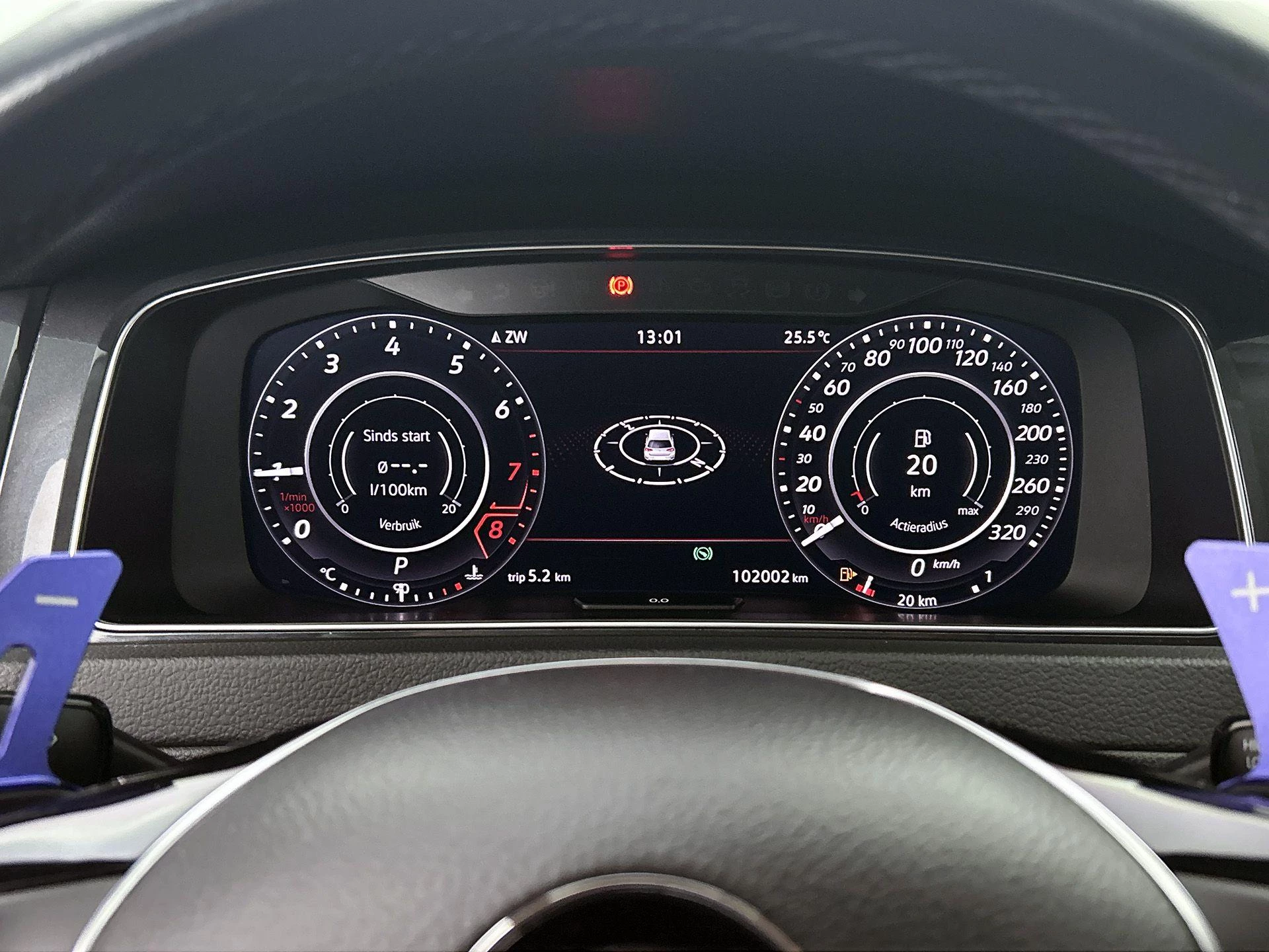 Volkswagen-Golf-image-14