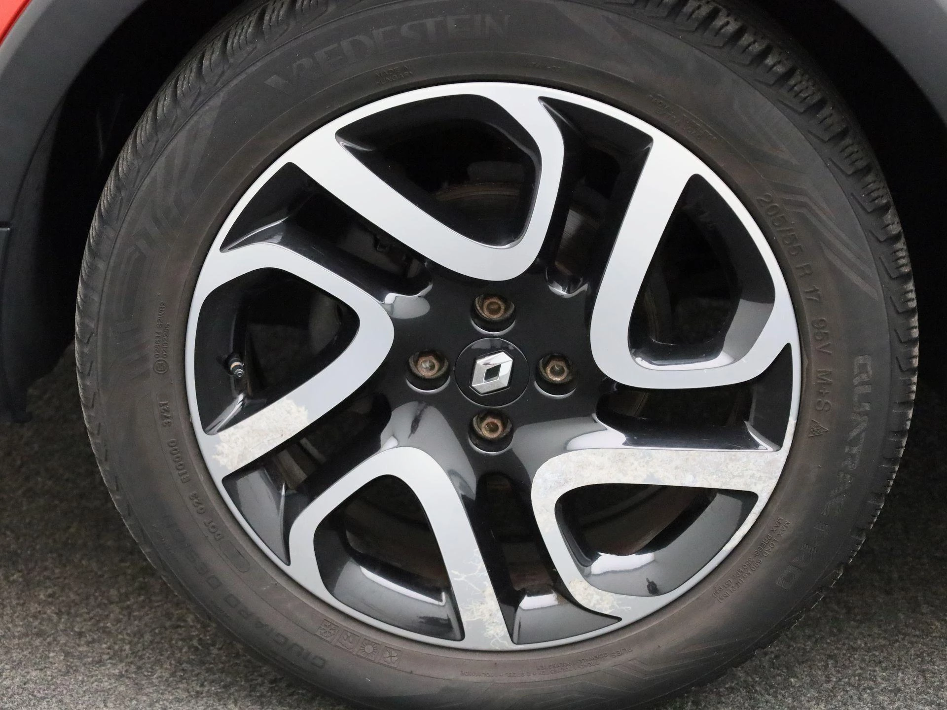Renault-Captur-image-11