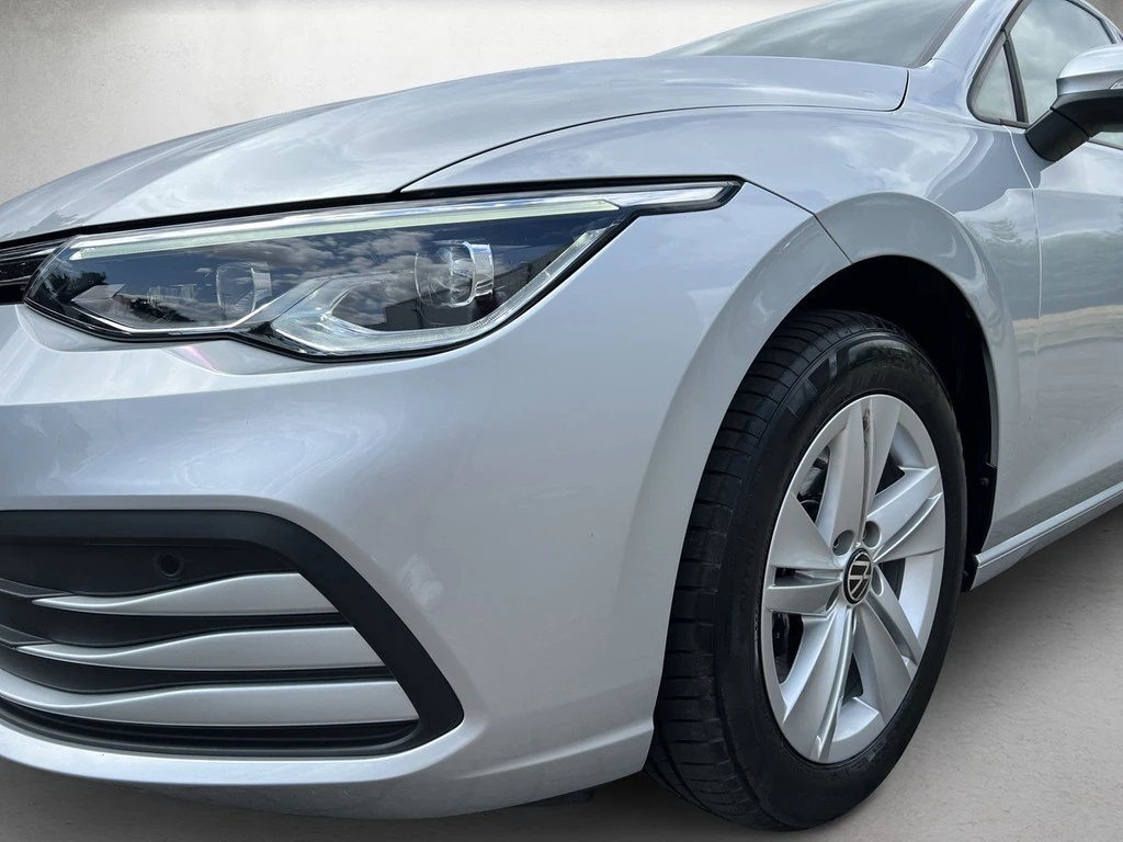 Volkswagen-Golf-image-3