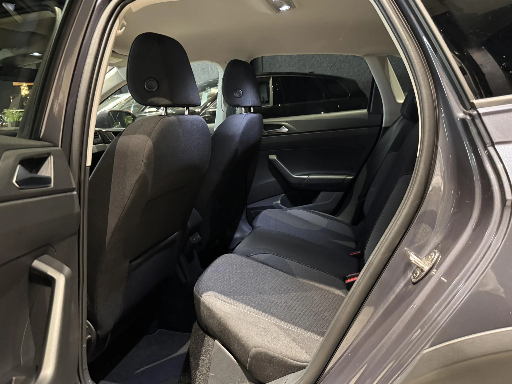 Volkswagen-Taigo-image-9