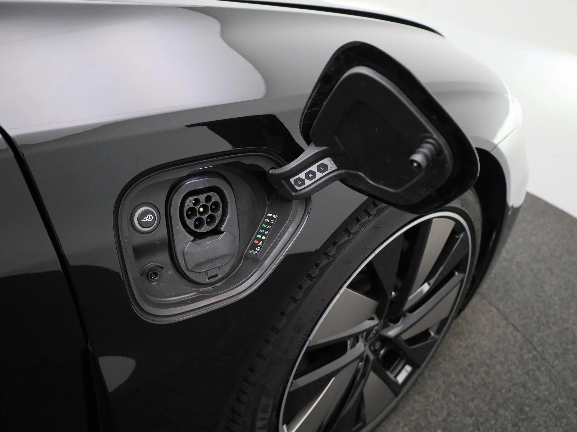Audi e-tron GT 93 kWh 476 PK