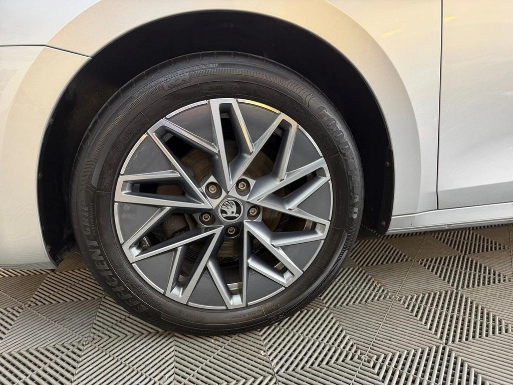 Škoda-Octavia-image-2