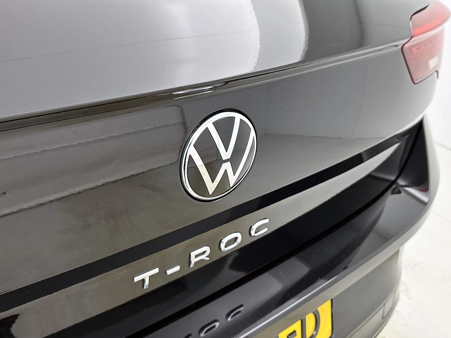 Volkswagen T-Roc 1.5 TSI R-Line Business | 150 PK |