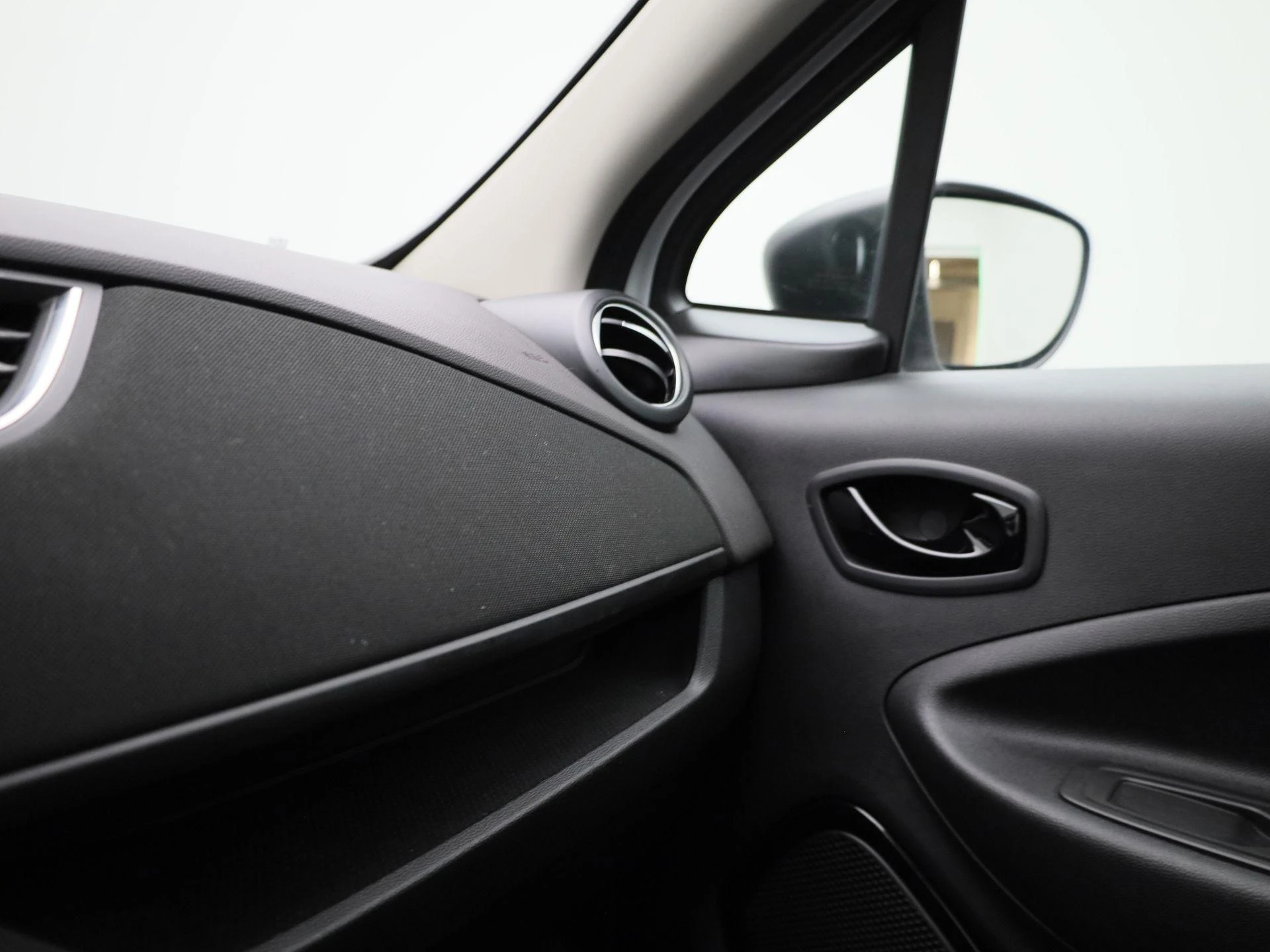 Renault-ZOE-image-23