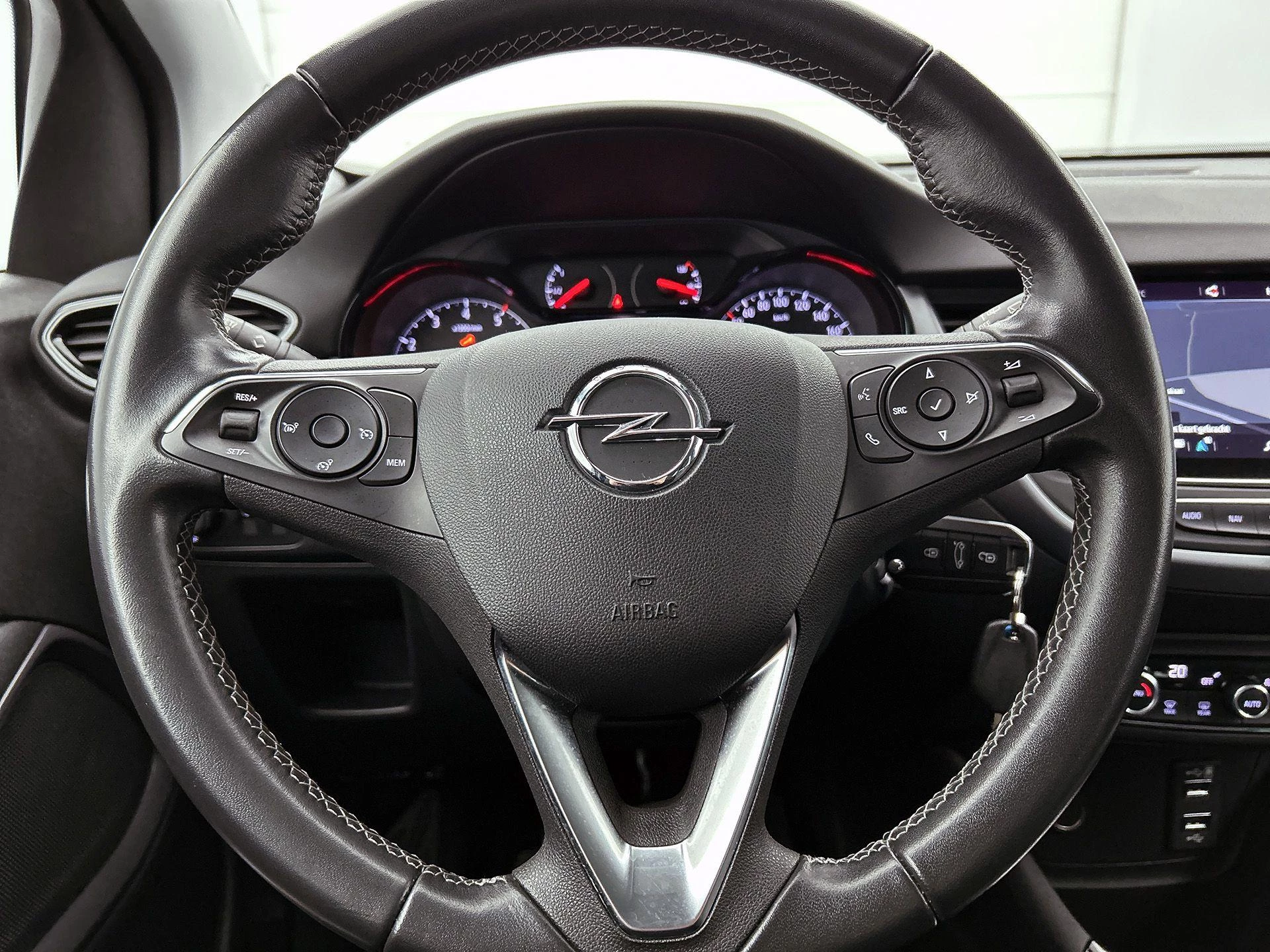 Opel-Crossland-image-21