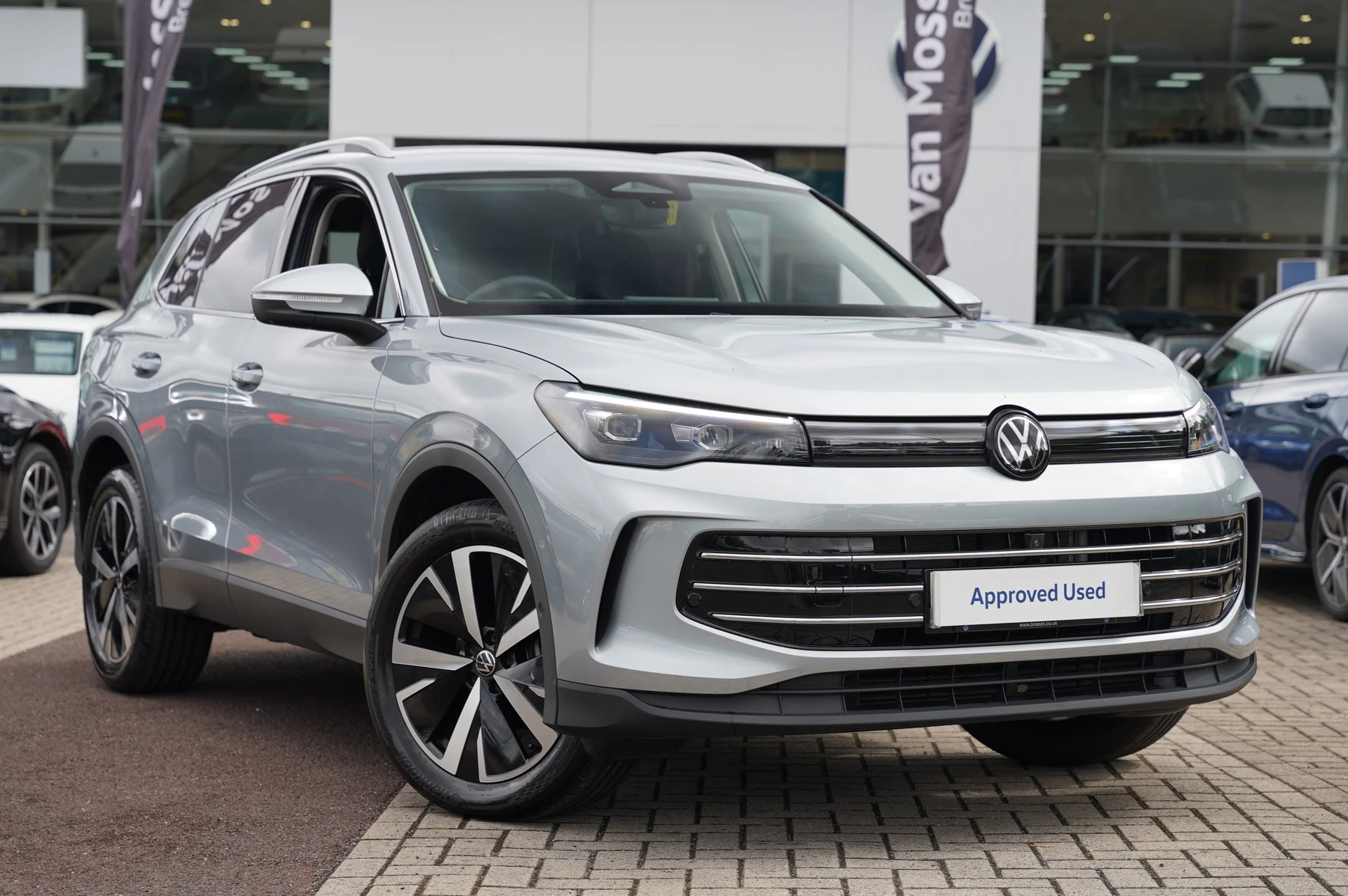 Volkswagen-Tiguan-image-0