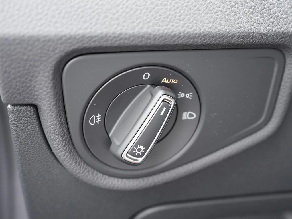 Volkswagen Touran Highline 1,5 l TSI OPF 110 kW (150 PS) 7-Gang-Doppelkupplungsgetriebe DSG