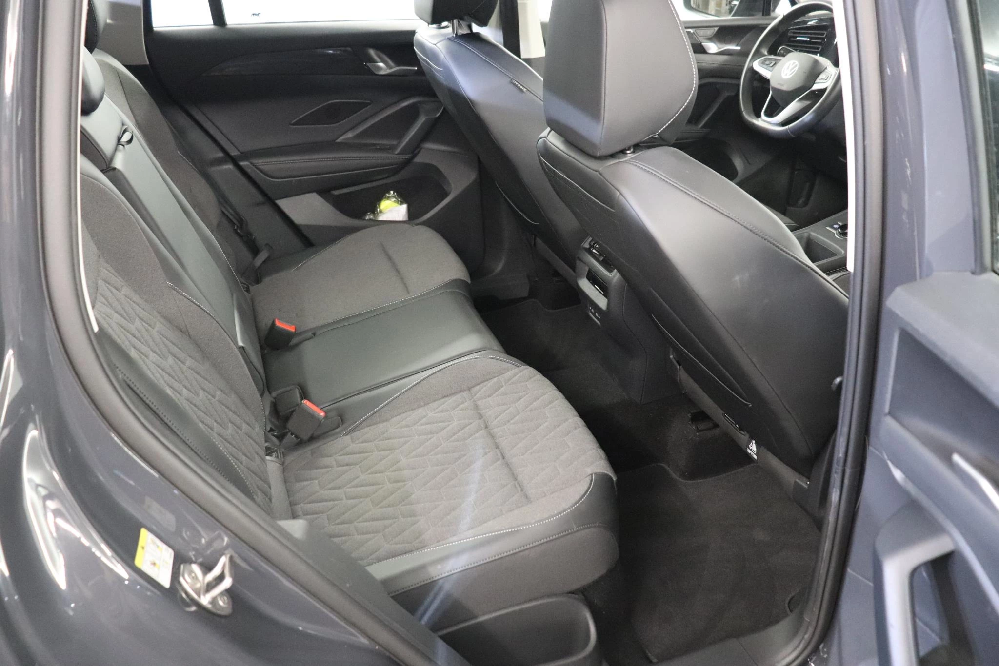 Volkswagen-Tiguan-image-7