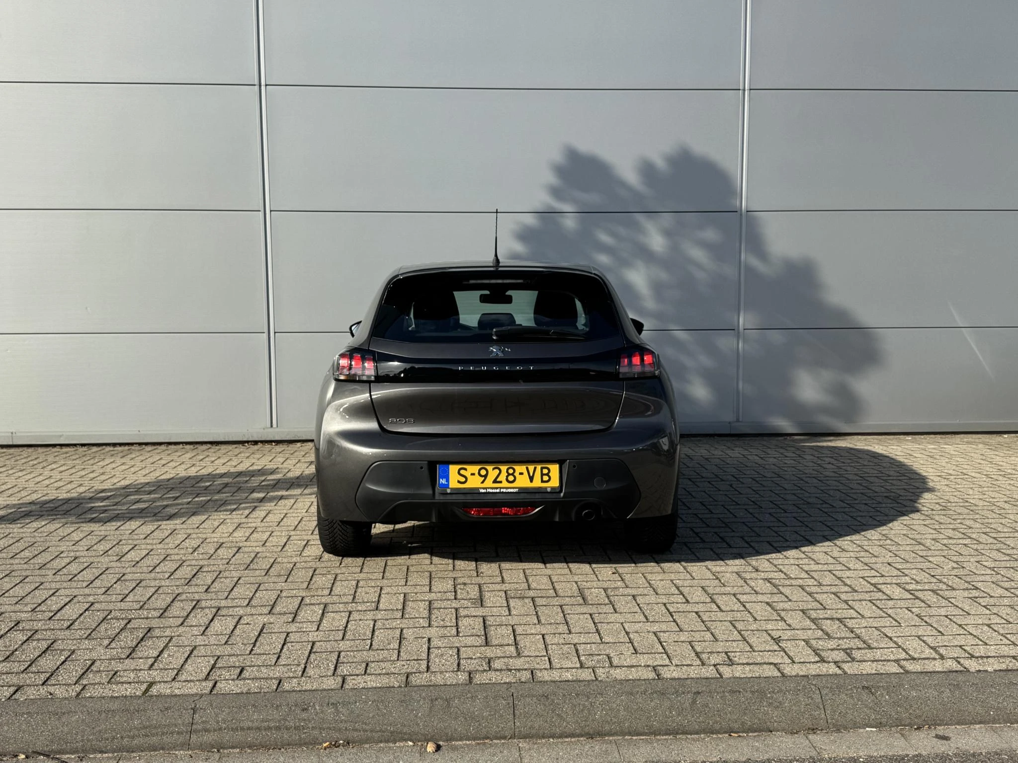 Peugeot-208-image-4