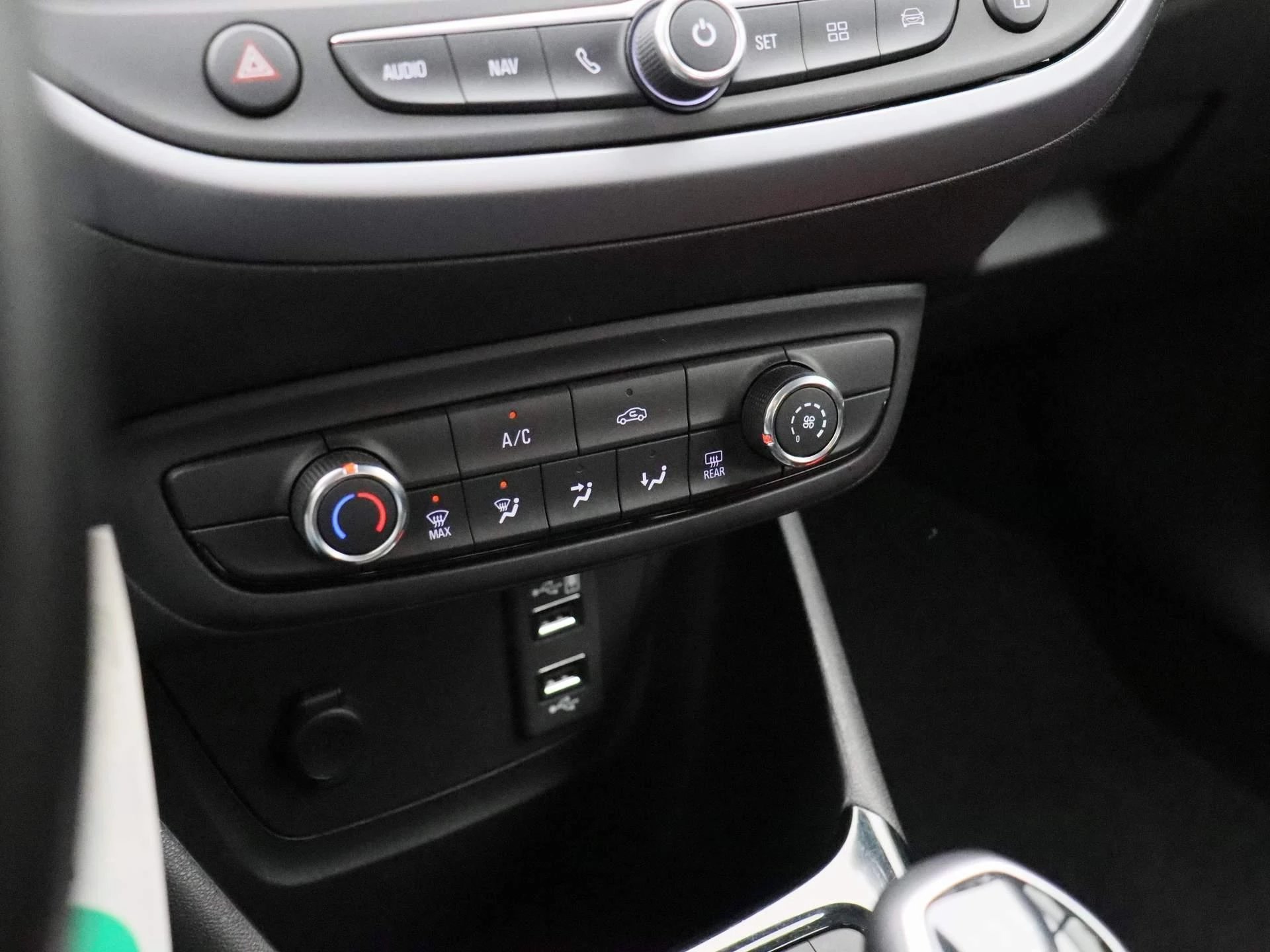 Opel-Crossland X-image-14