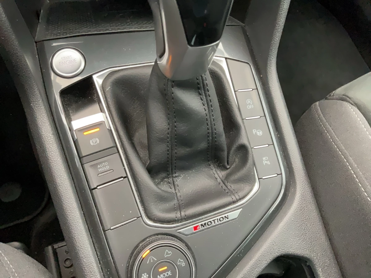 Volkswagen-Tiguan-image-19