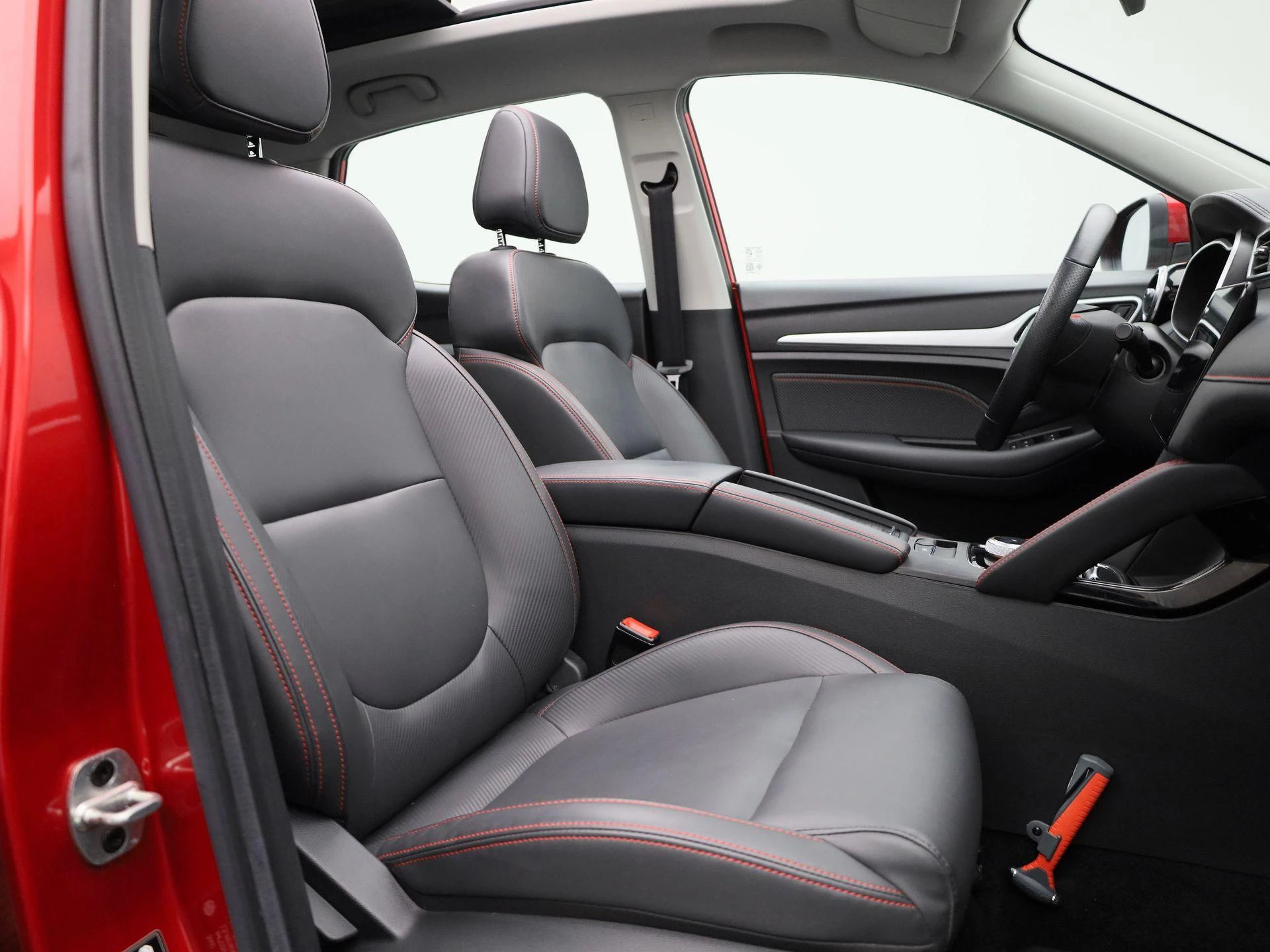 MG ZS EV Long Range Luxury 70 kWh