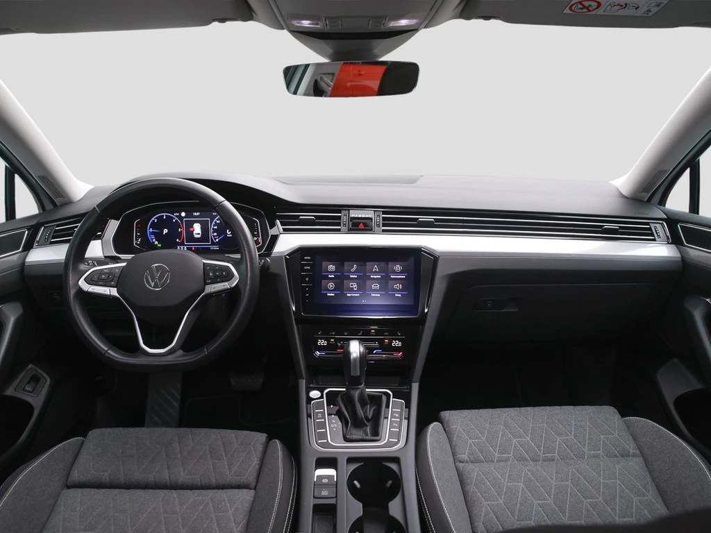 Volkswagen Passat Variant 2.0 TDI DSG Business "1,99%" AHK, RFK, Navi., ACC, App-Con., 17"Alu.,