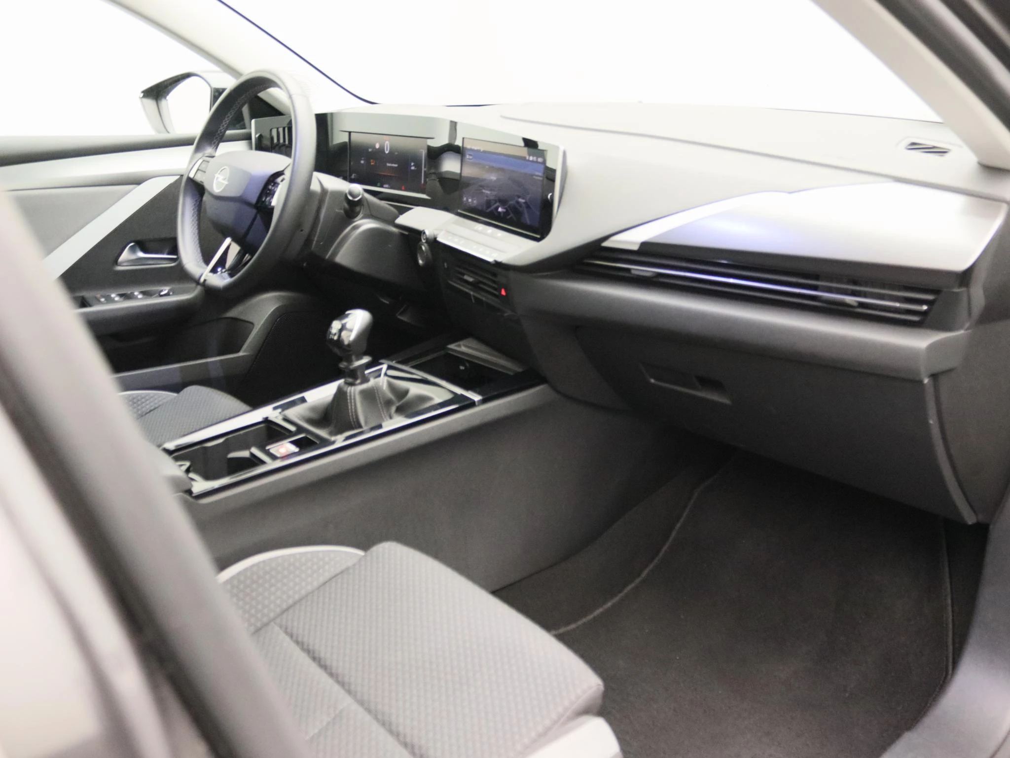 Opel-Astra-image-20