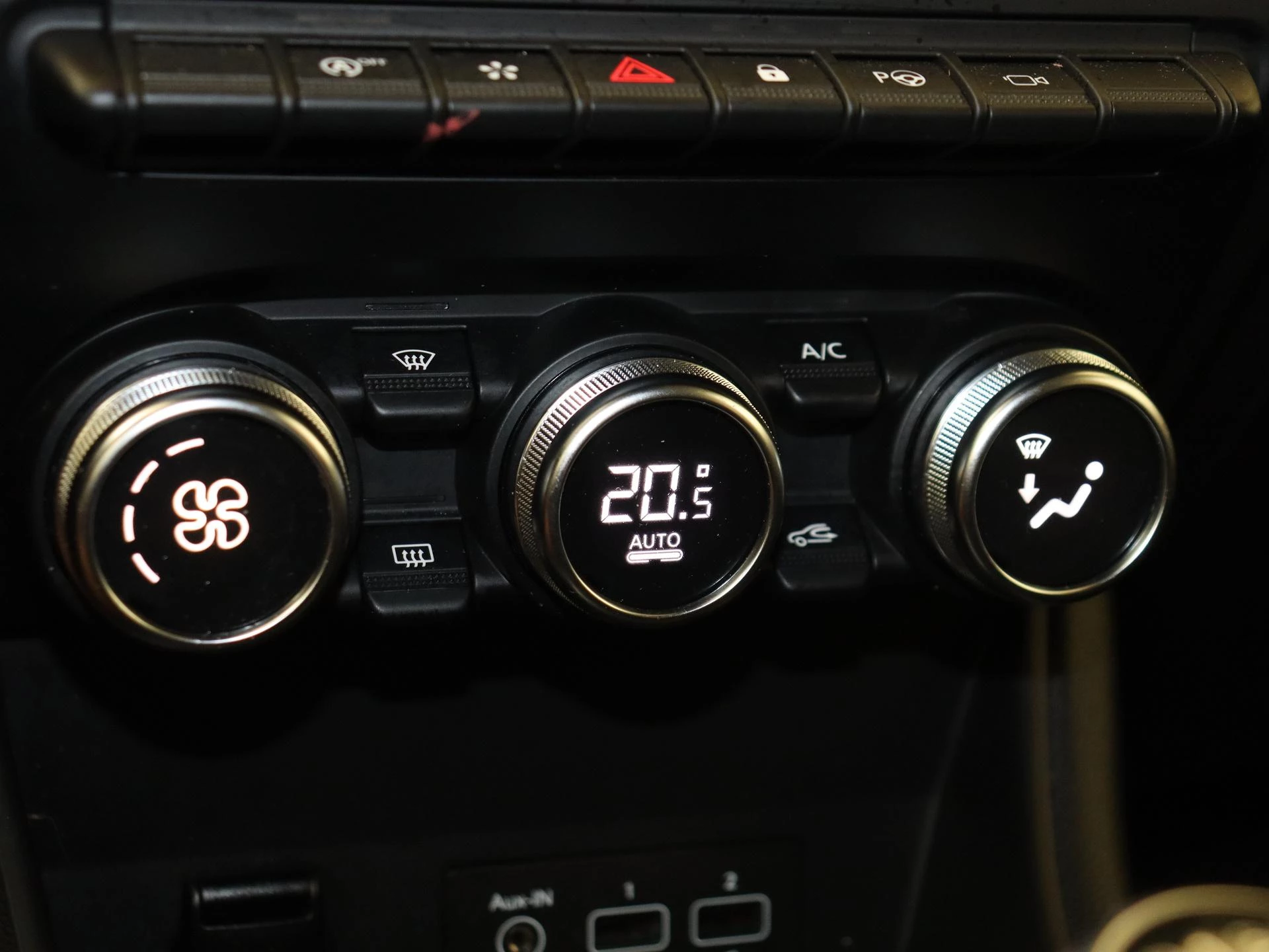 Renault-Captur-image-22