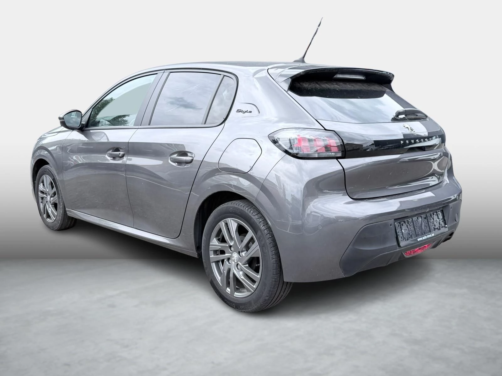 Peugeot 208 1.2 PureTech 75 MAN5 S&S Style