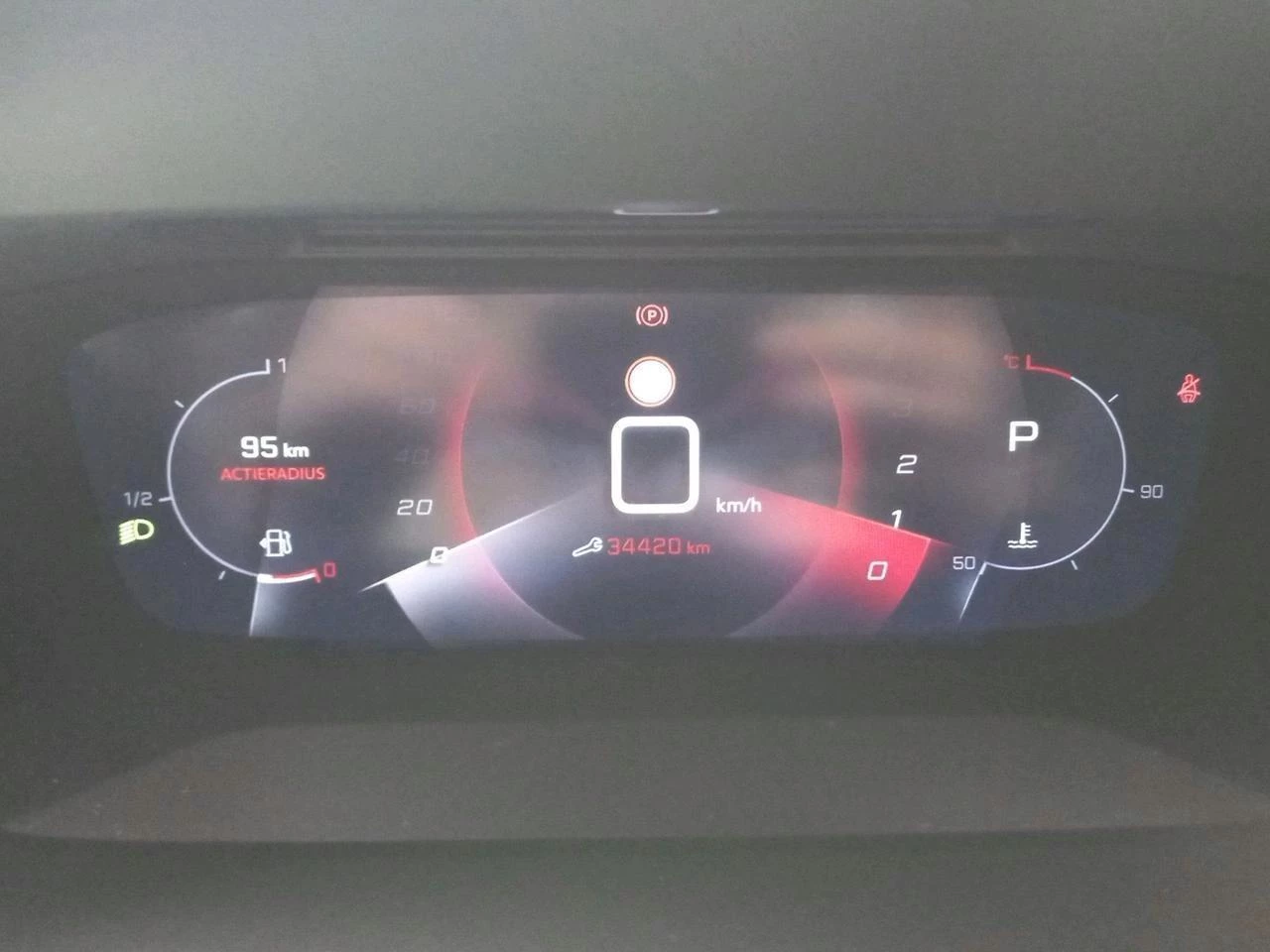 Peugeot-2008-image-10