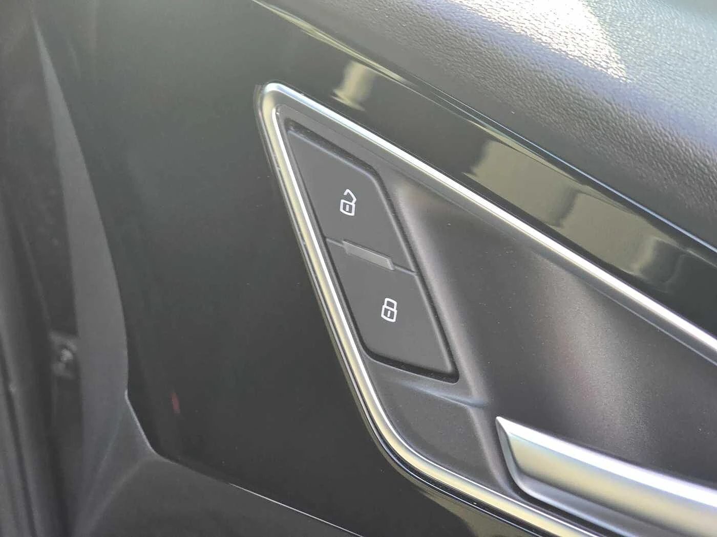 Audi-Q4 Sportback e-tron-image-38