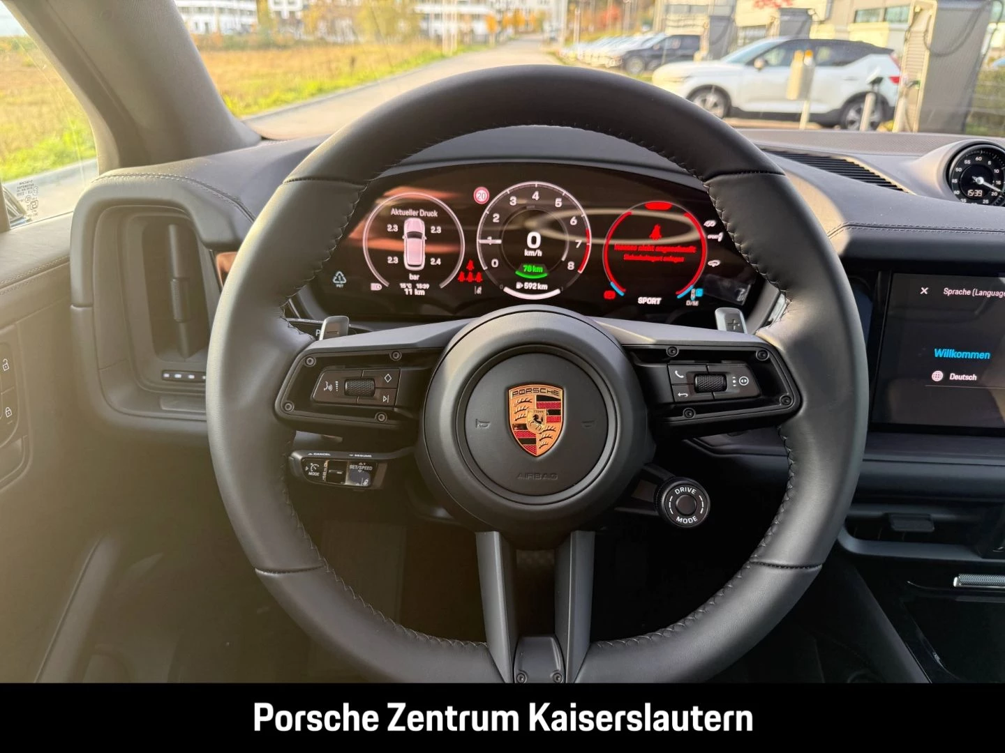Porsche Cayenne E-Hybrid Black Edition HA-Lenkung 21-Zol black edition