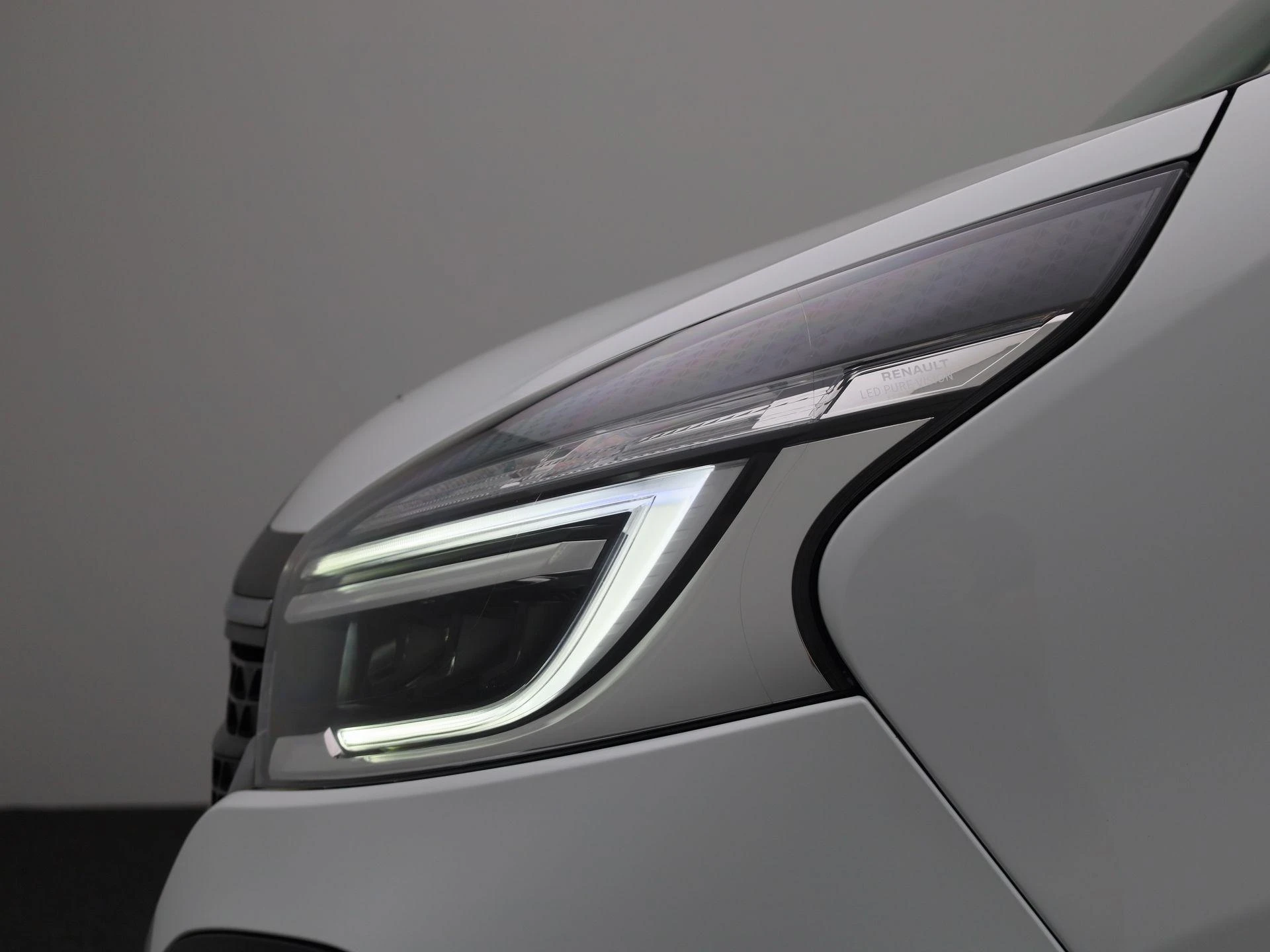 Renault-Trafic-image-21