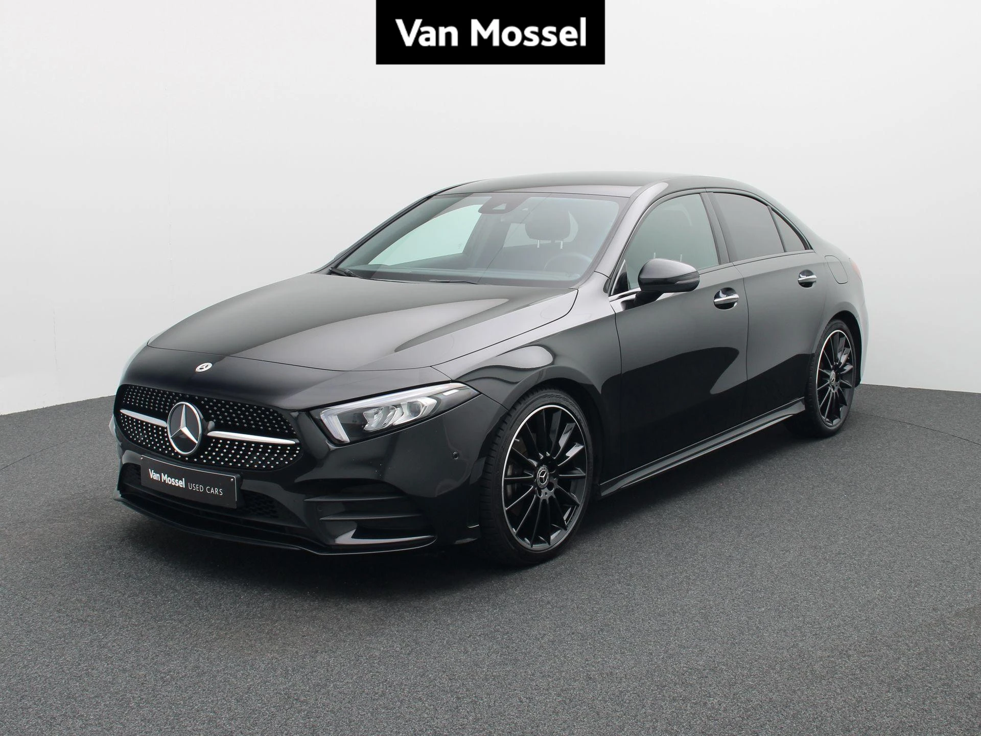 Mercedes-Benz-A-Klasse-image-0