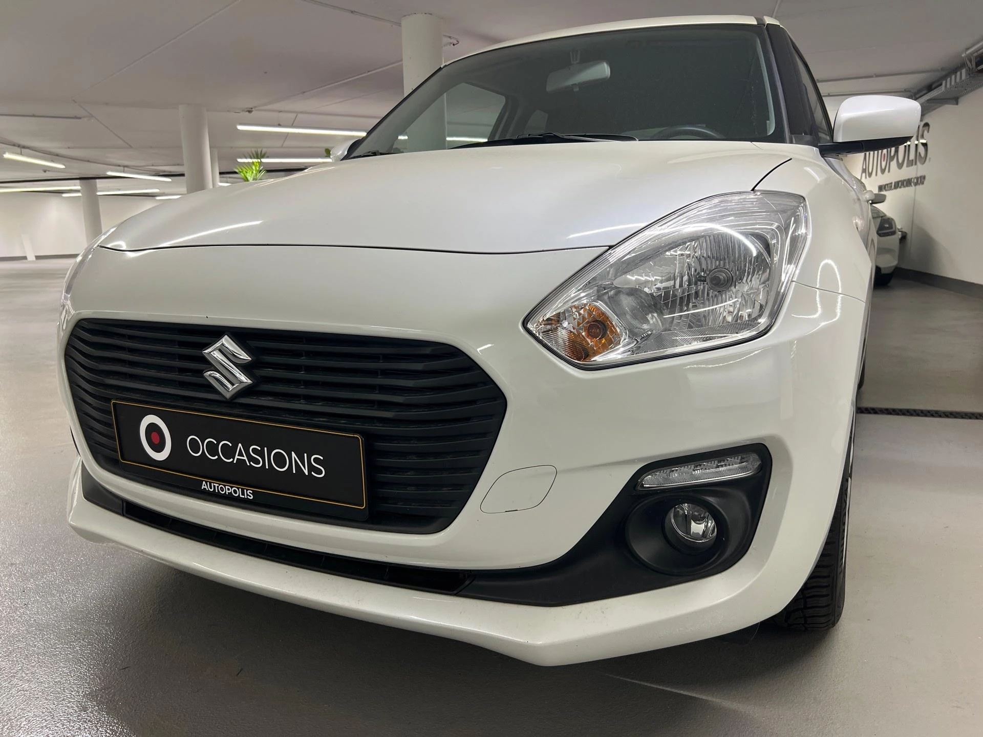 Suzuki Swift 1.0 Grand Luxe +
