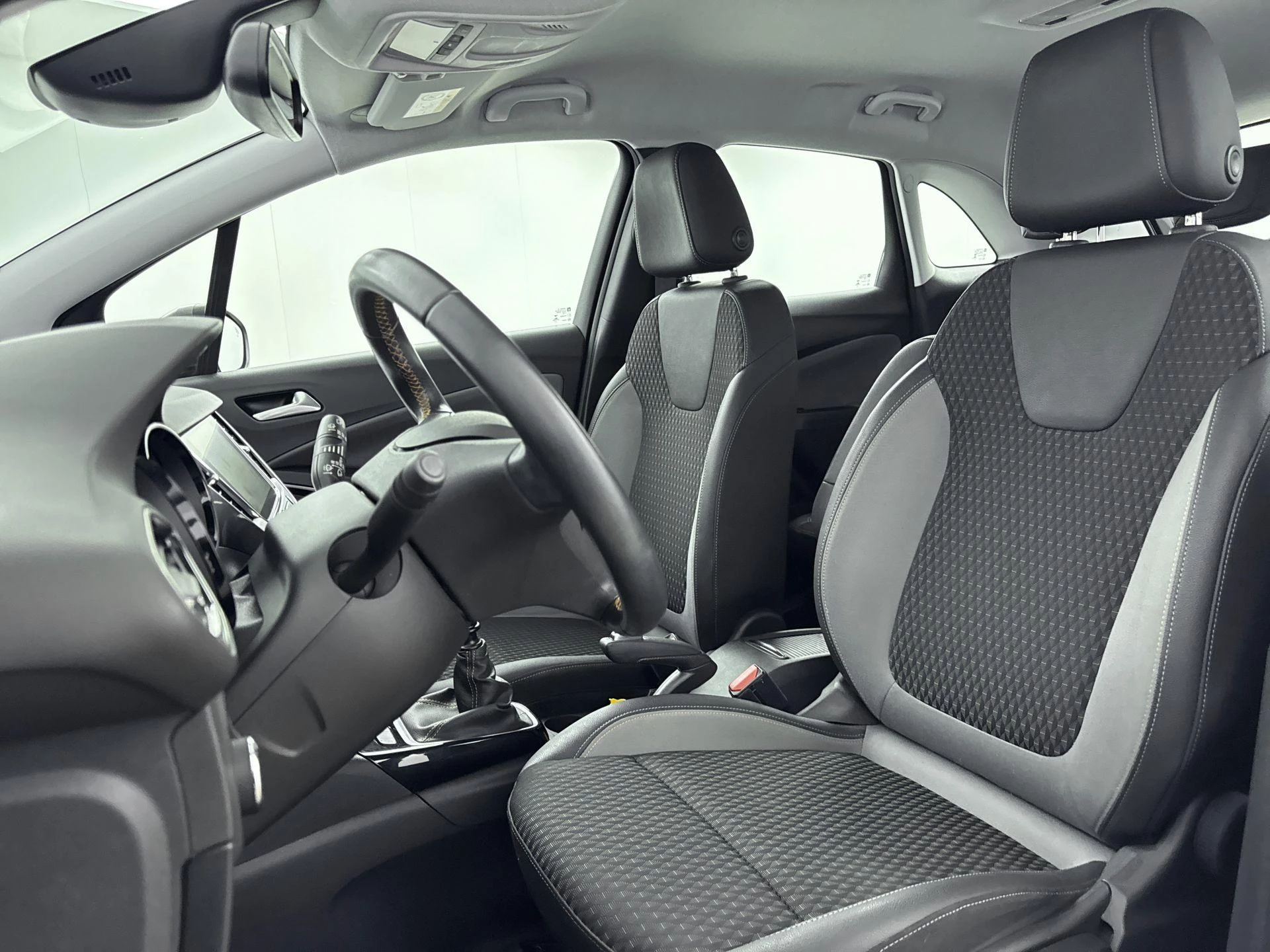 Opel-Crossland X-image-23