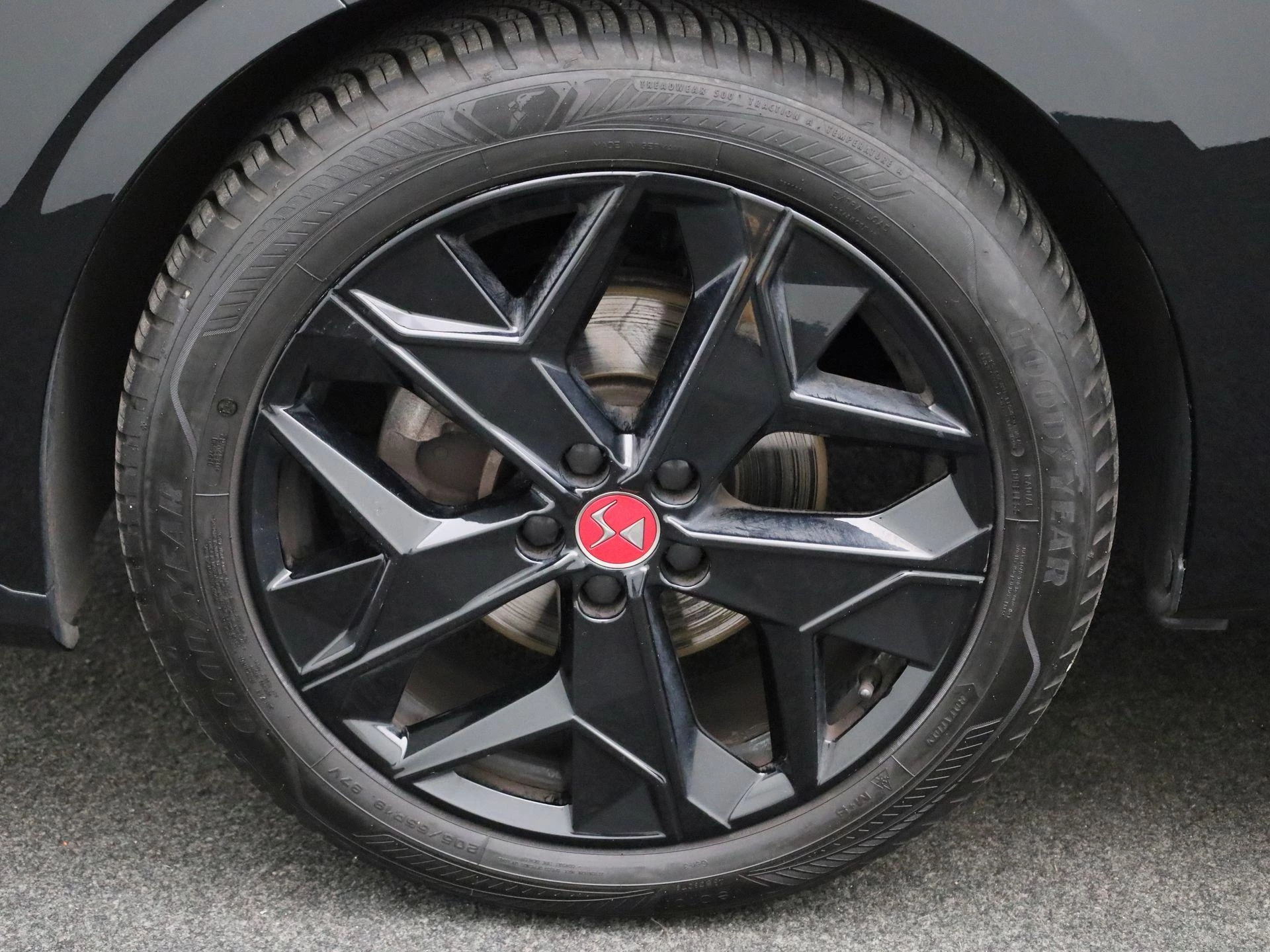 DS DS 4 PureTech 130 Auto Performance Line