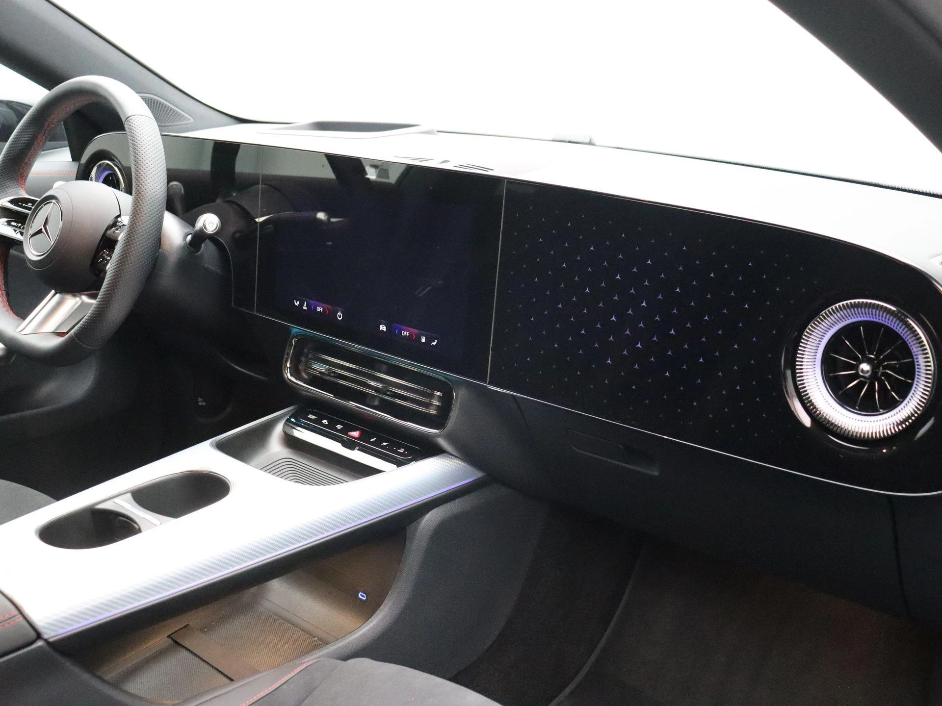 Mercedes-Benz-CLA-image-20