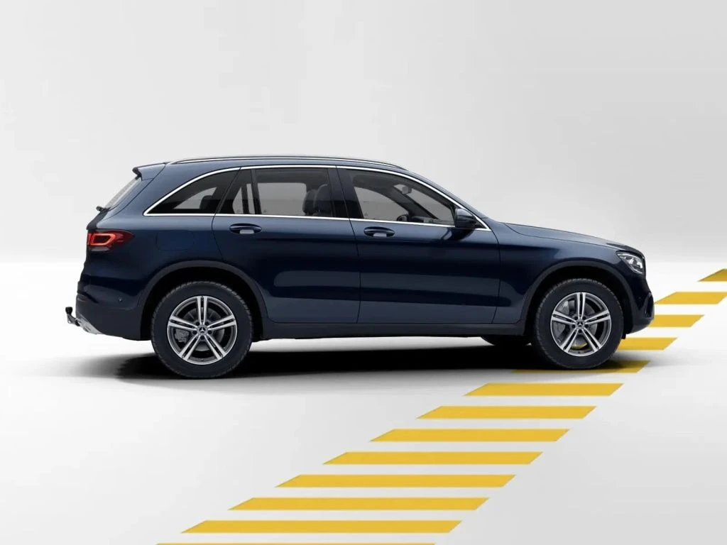 Mercedes-Benz-GLC 300 de-image-7