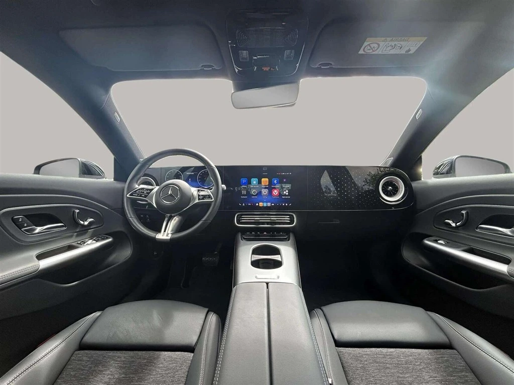 Mercedes-Benz-CLA-image-12